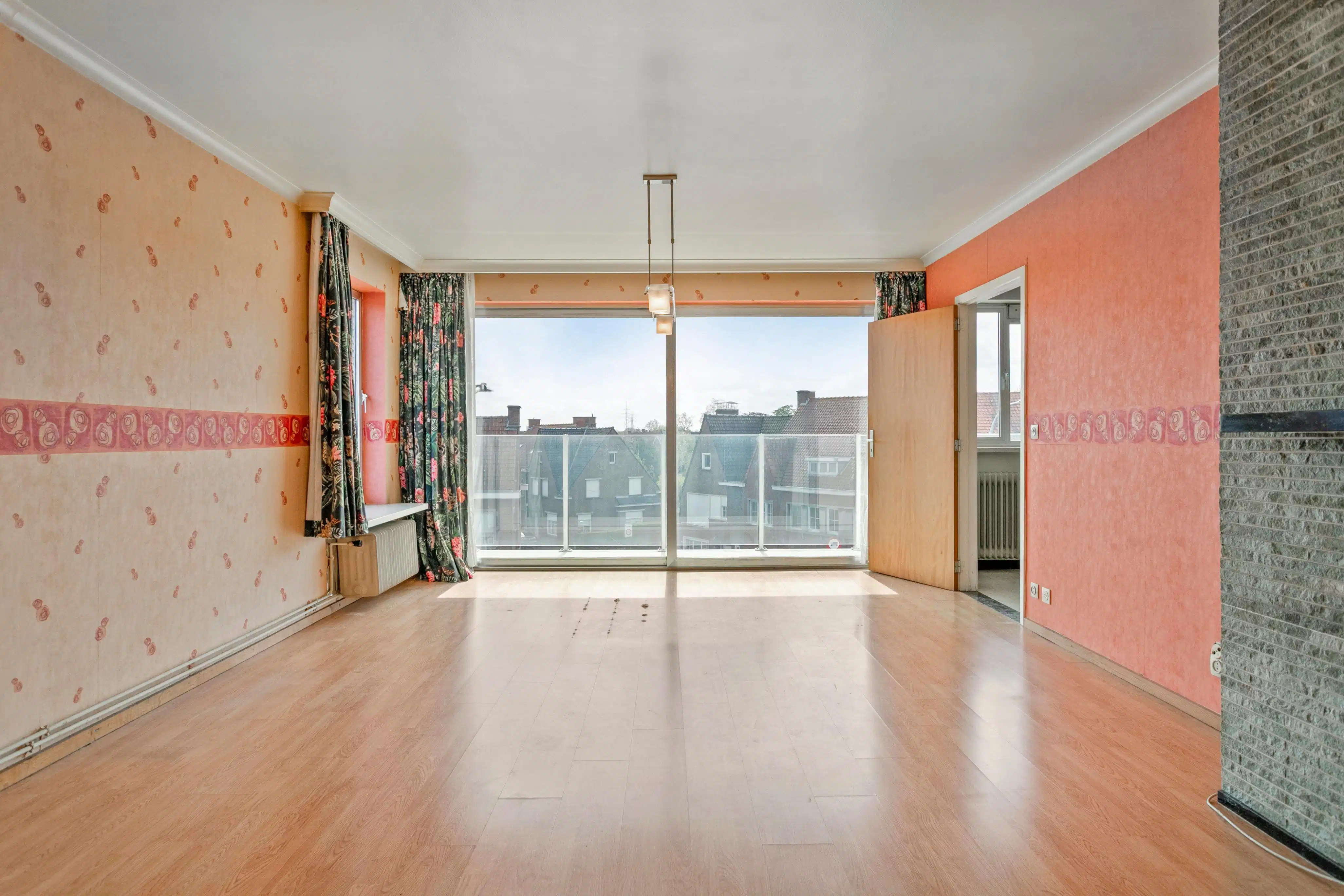 Appartement met 3 slaapkamers en terras te koop in Roeselare foto 2