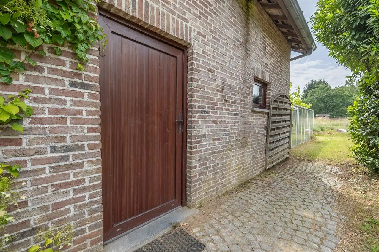 Landelijke villa op 1 hectare in Assent foto 59