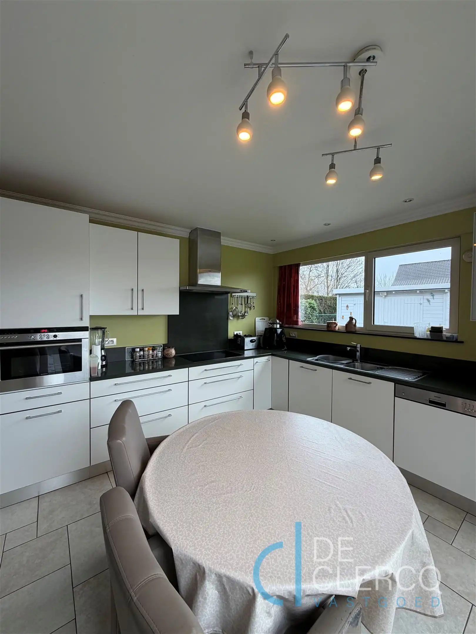 Ruime, vrijstaande woning te huur in Lochristi!  foto 7