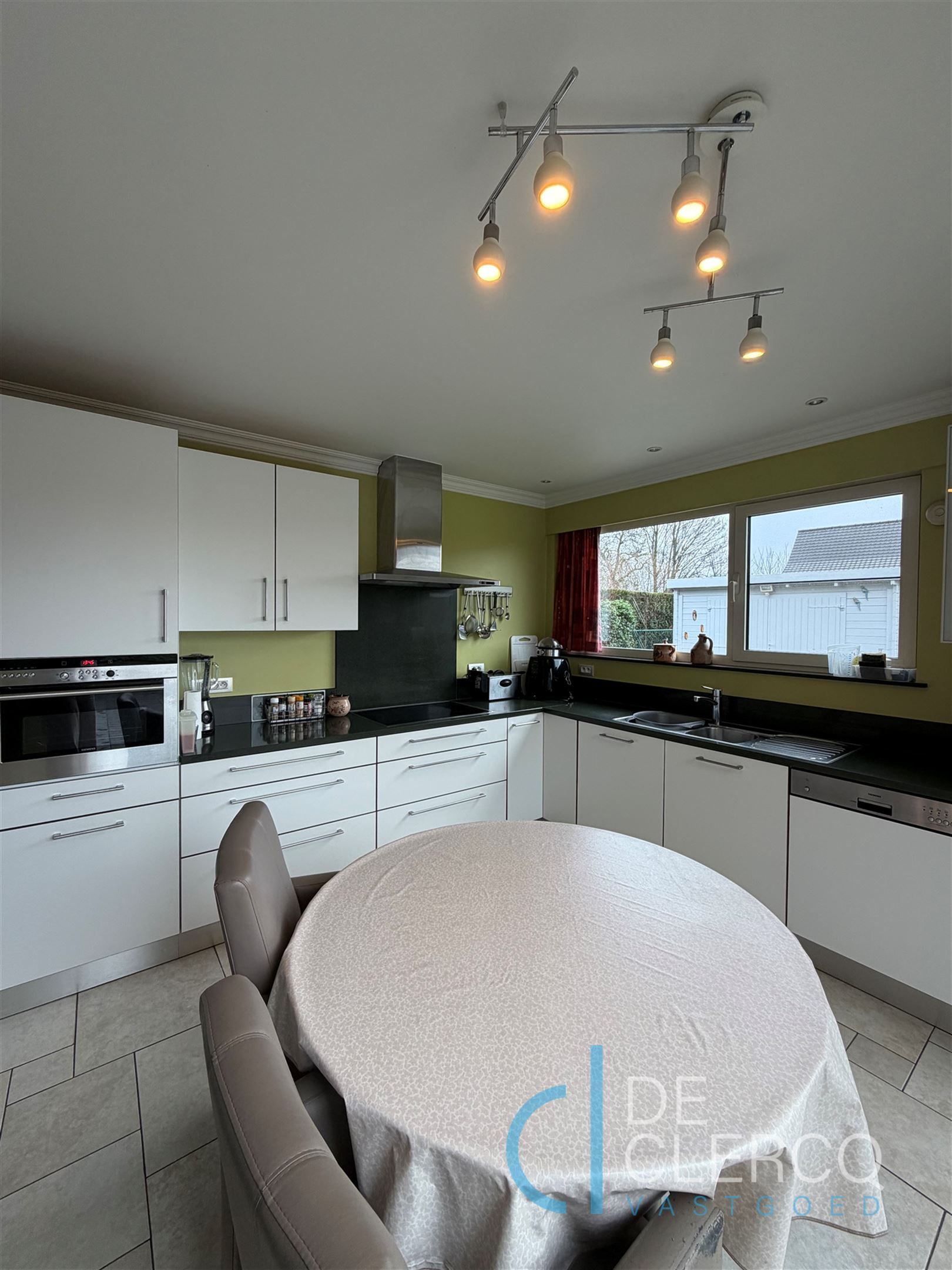 Ruime, vrijstaande woning te huur in Lochristi!  foto 7