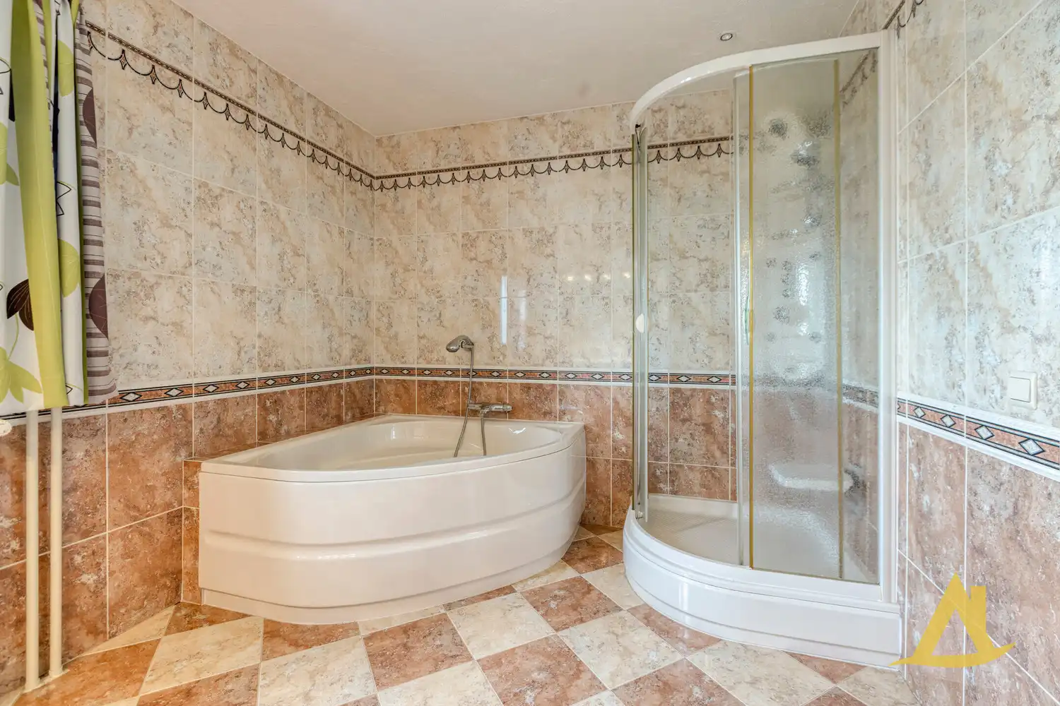 LANDELIJKE WONING IN EEN RUSTIG STRAATJE TE BEKKEVOORT! foto 30