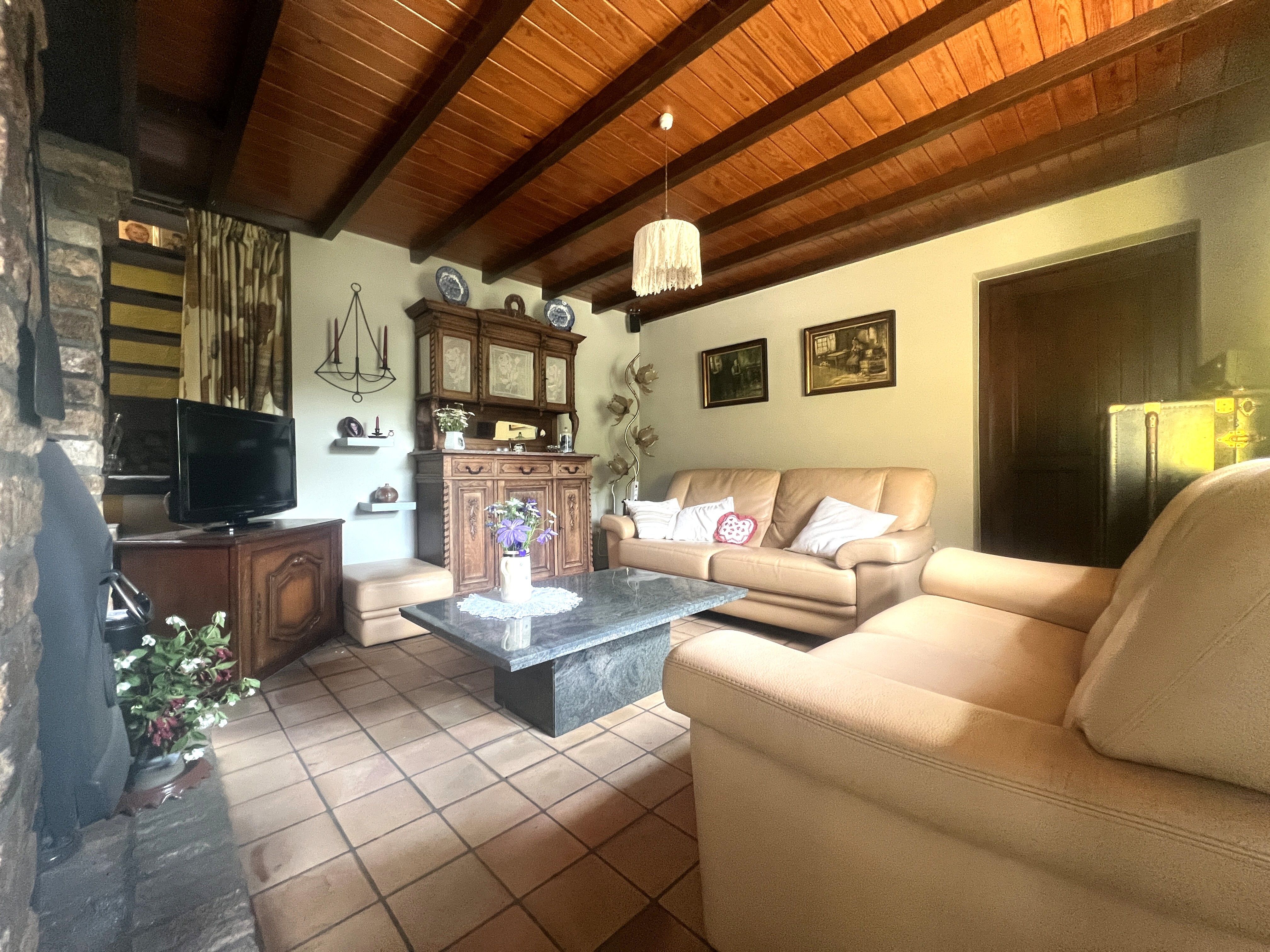Alleenstaande woning op 930m² in oase van rust! foto 2