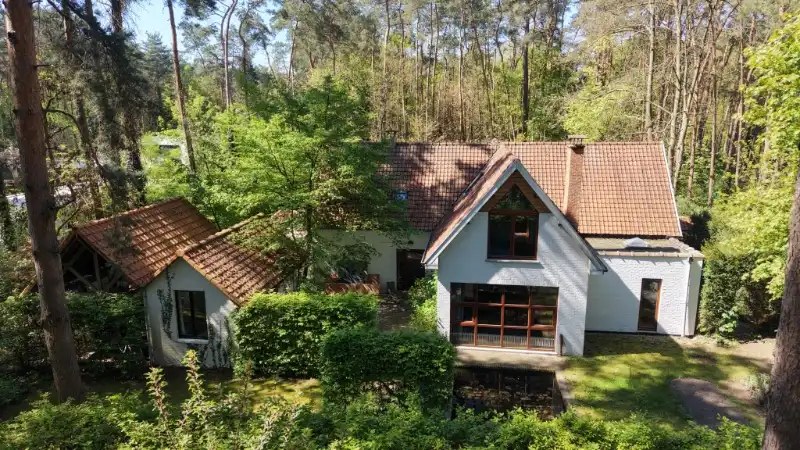 Sfeervolle villa met aangelegde tuin in rustige bosomgeving op 38 are foto 36