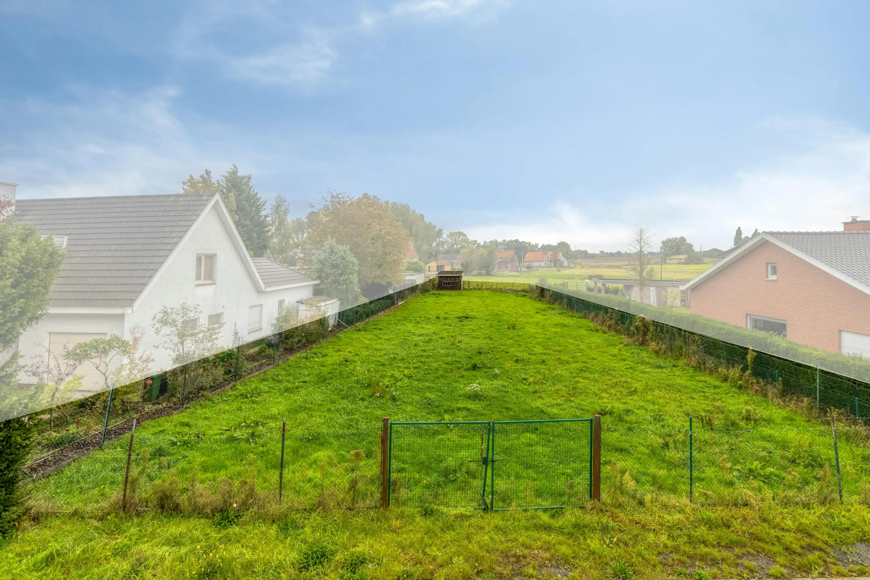 Grond voor een open bebouwing te koop in Kuurne! foto {{pictureIndex}}