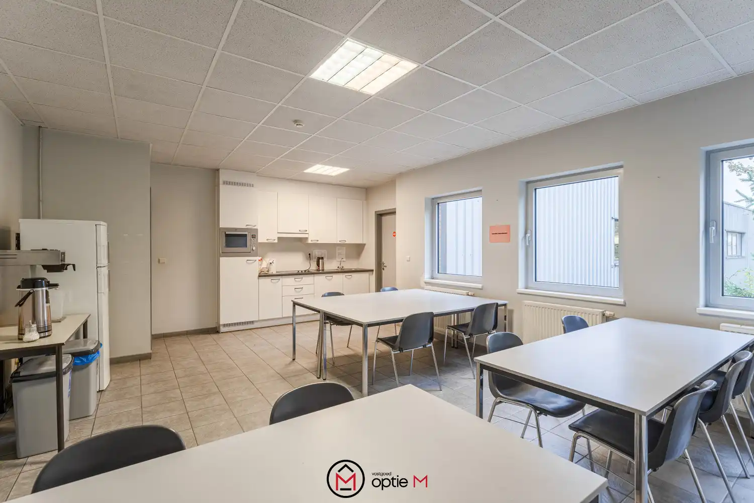 Industriepand te koop in Dilsen-Stokkem (Rotem) – ruime ateliers, kantoren en uitstekende bereikbaarheid foto 25