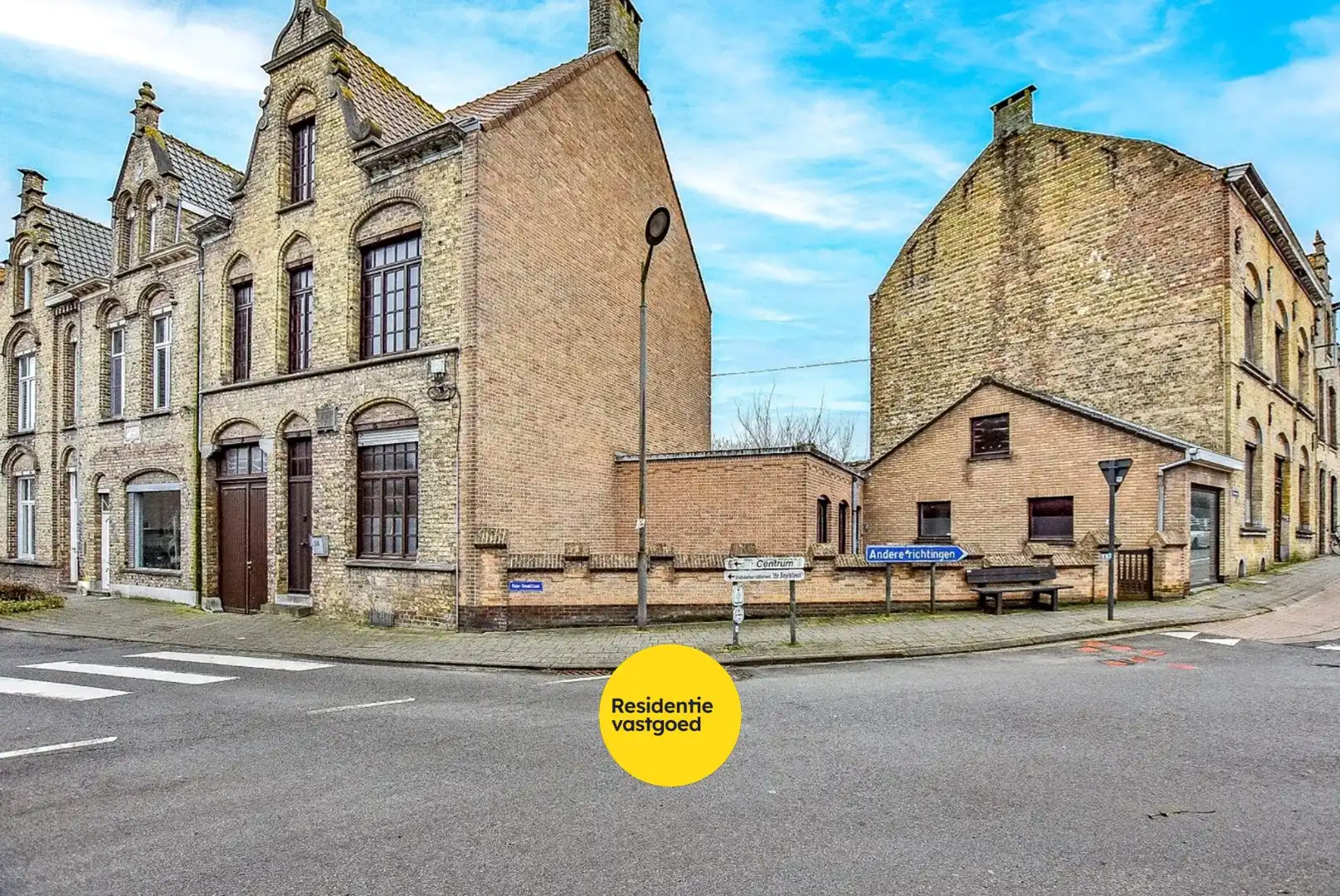 2 naastliggende woningen te koop hartje Veurne! foto 4