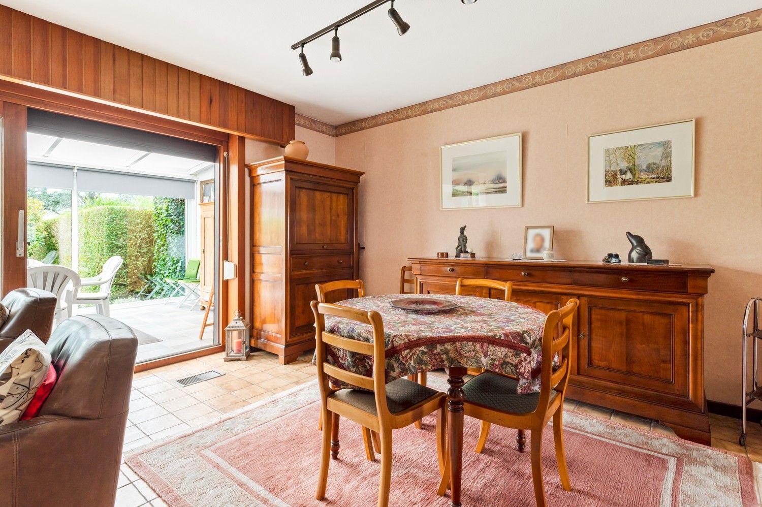 Perfect onderhouden doch deels te renoveren HOB met drie slaapkamers en tuin in Mol! foto 11