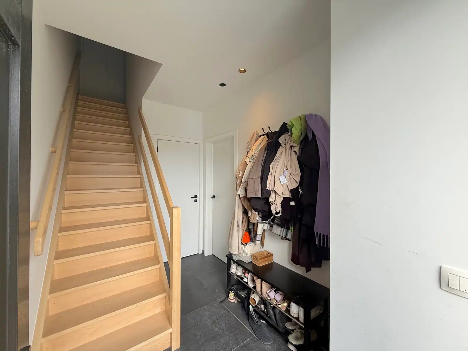 Energiezuinig woning met 4 slaapkamers, 2 badkamers en tuin foto 2
