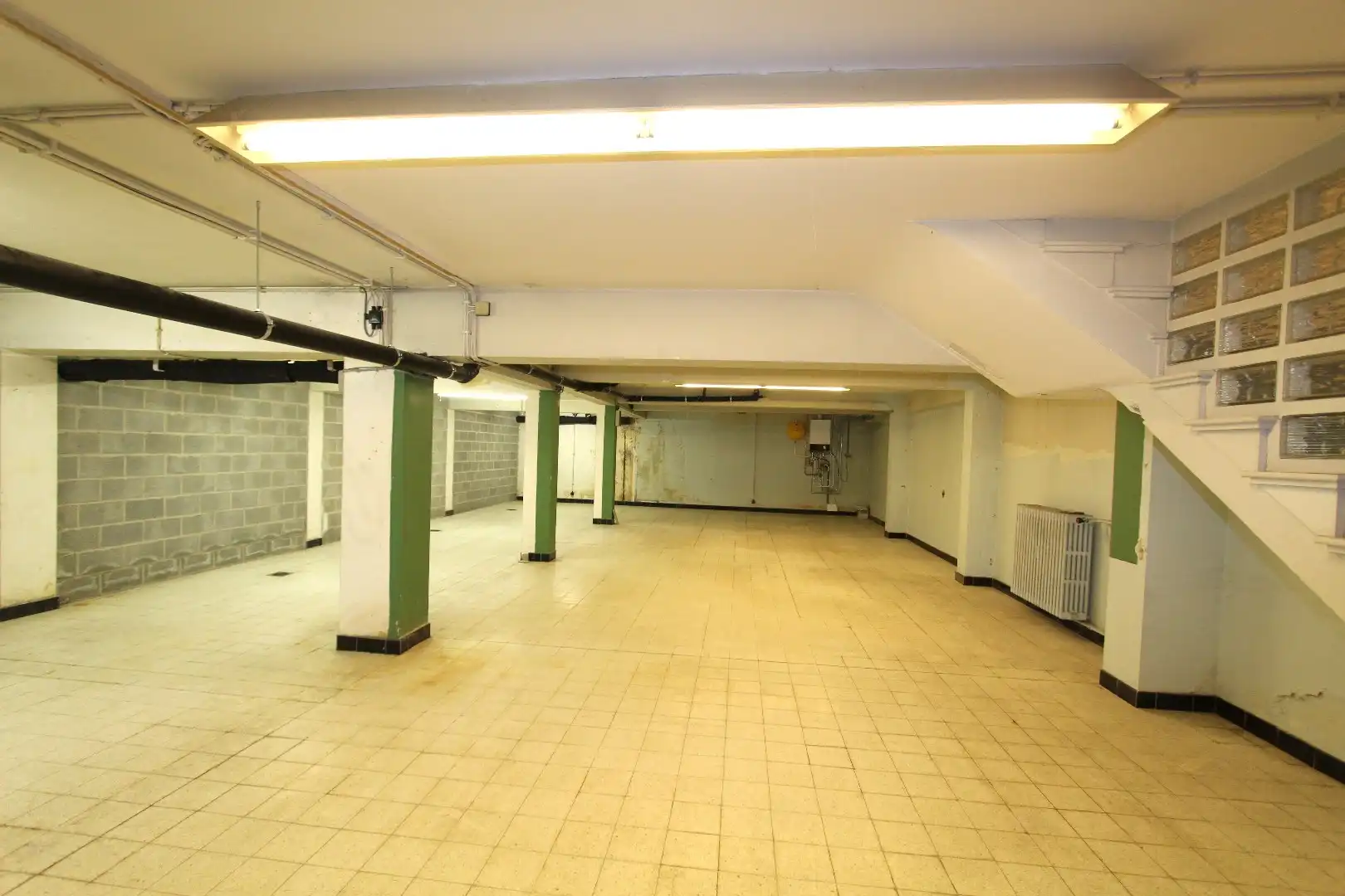 LUXE APPARTEMENT MET GROOT TERRAS - GELIJKVLOERS foto 14