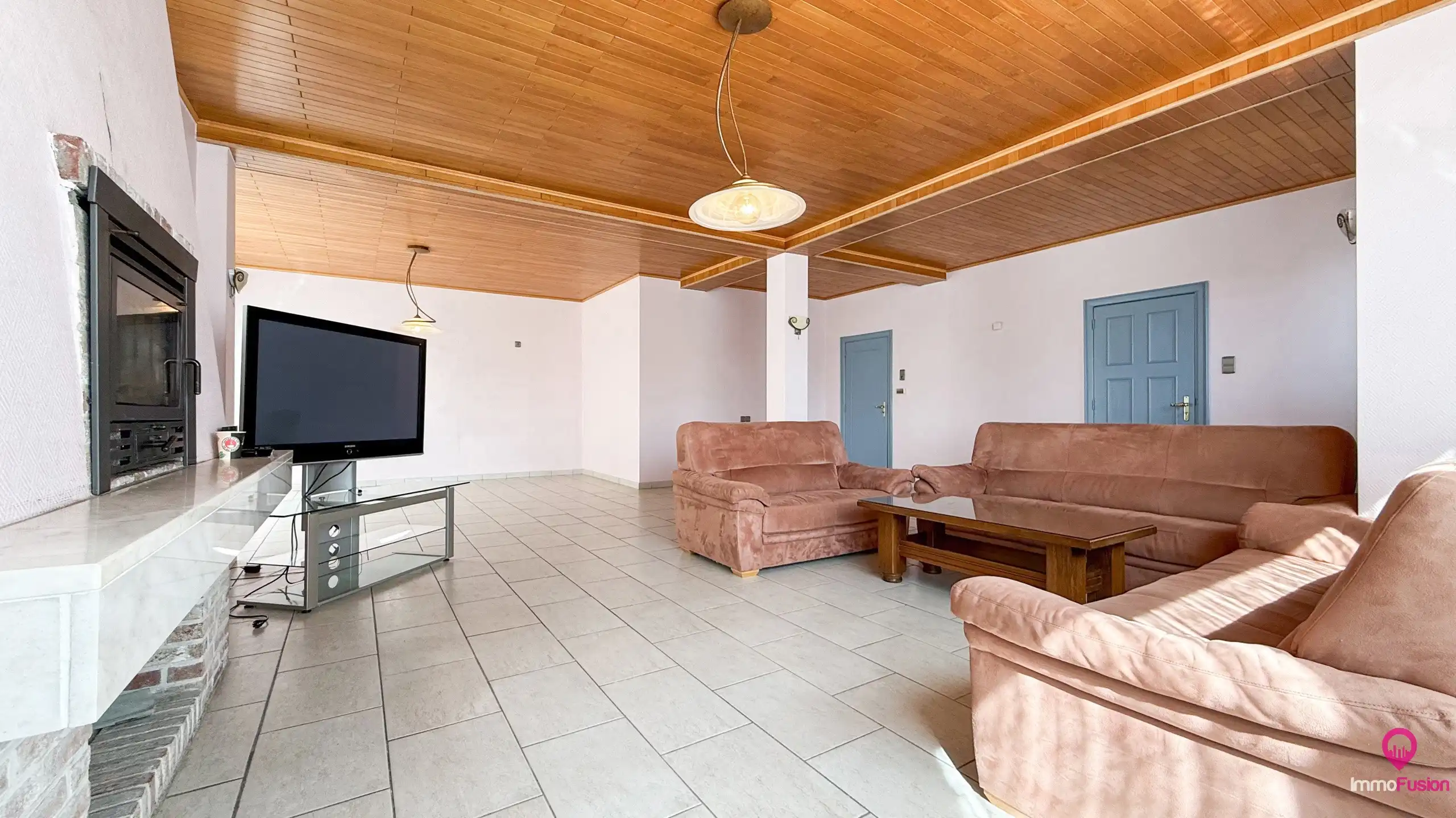 Ruime open bebouwing van 328m² met 5 slpk op toplocatie! foto 5