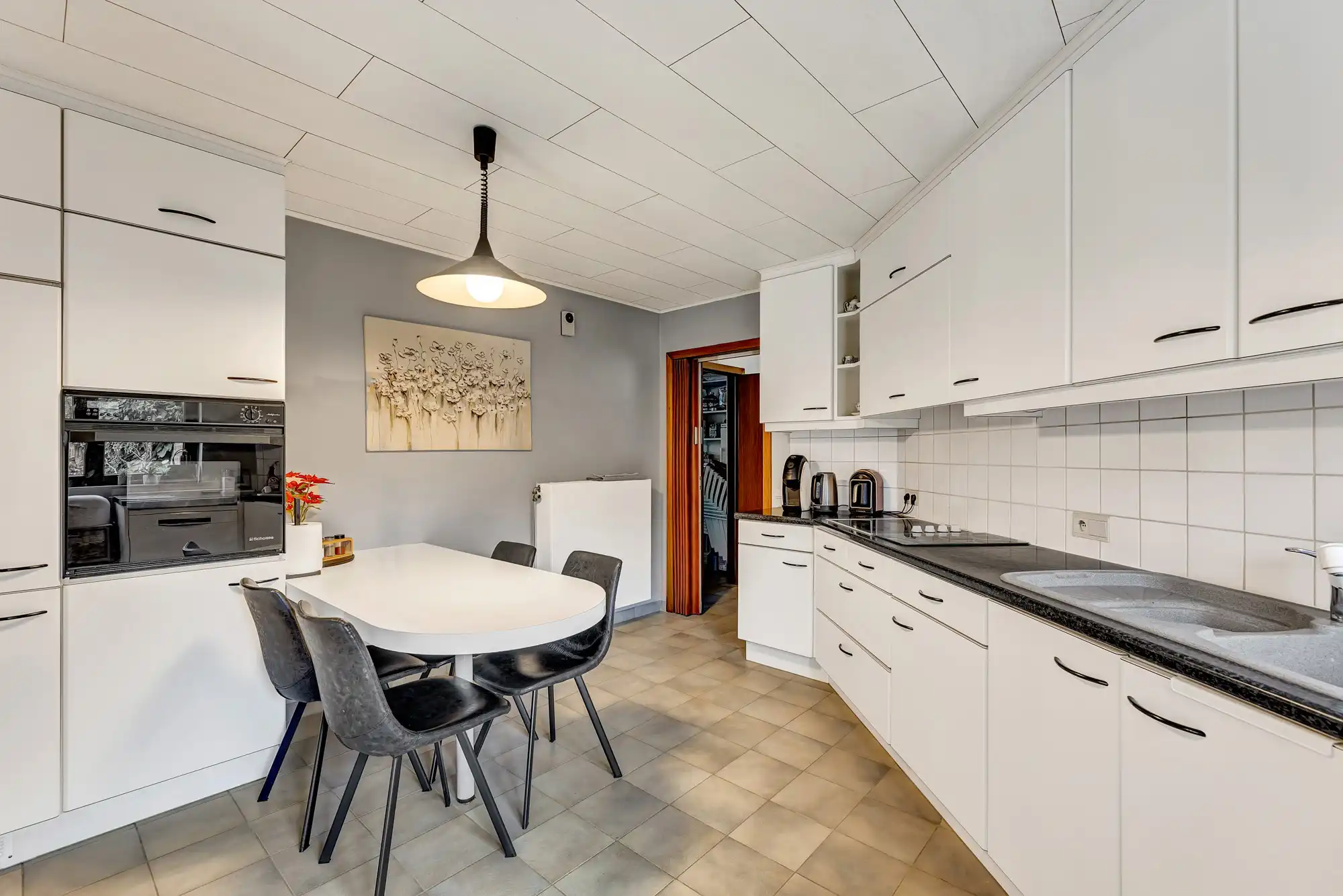 Instapklare HOB met 3 slaapkamers, garage en zonnige tuin foto 7