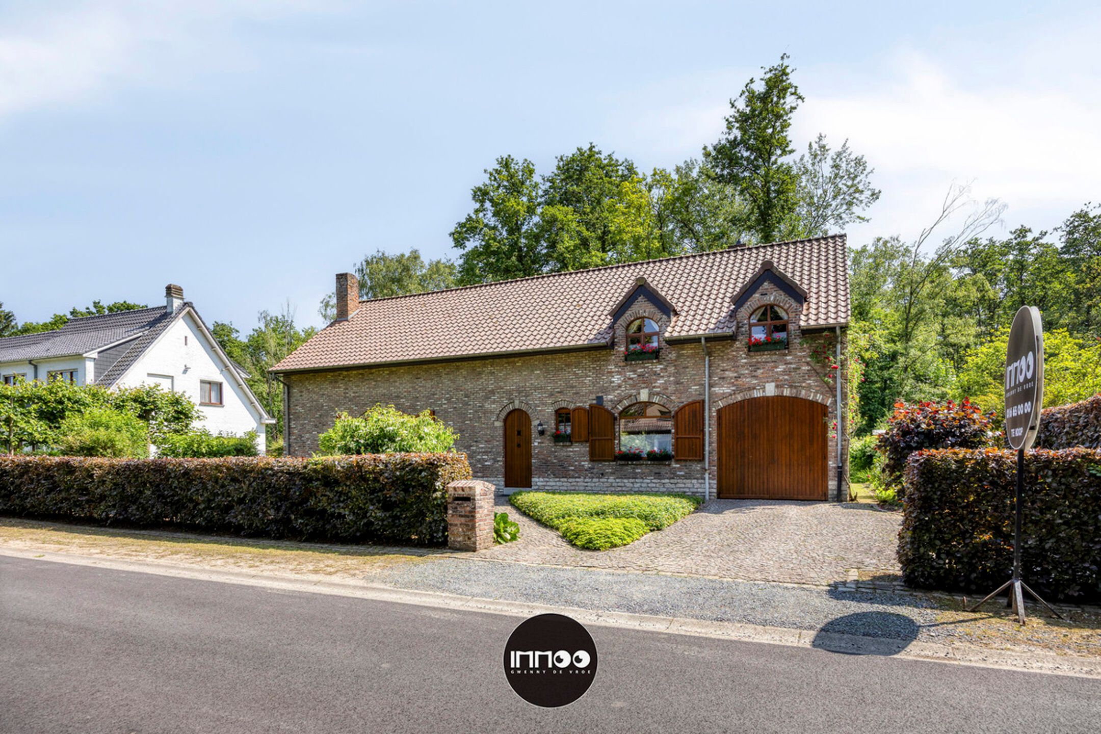 Huis te koop foto {{pictureIndex}}