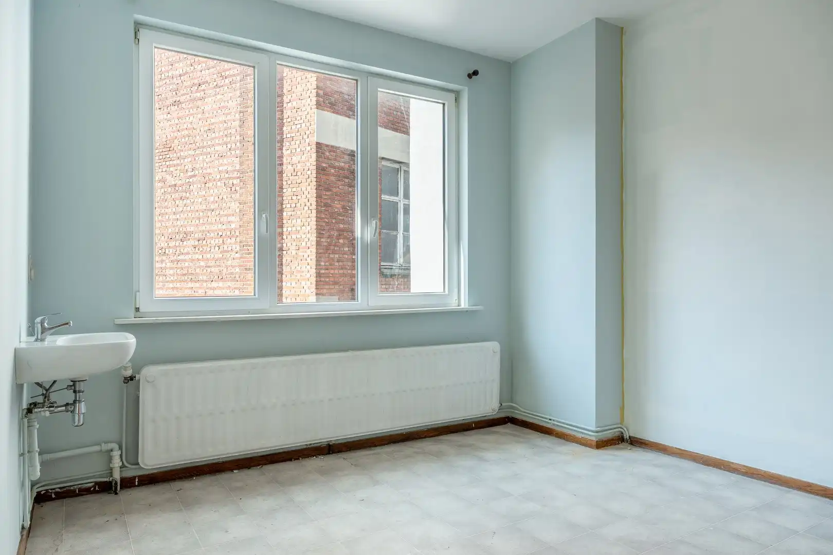 Ruime woning met 4 slaapkamers foto 12