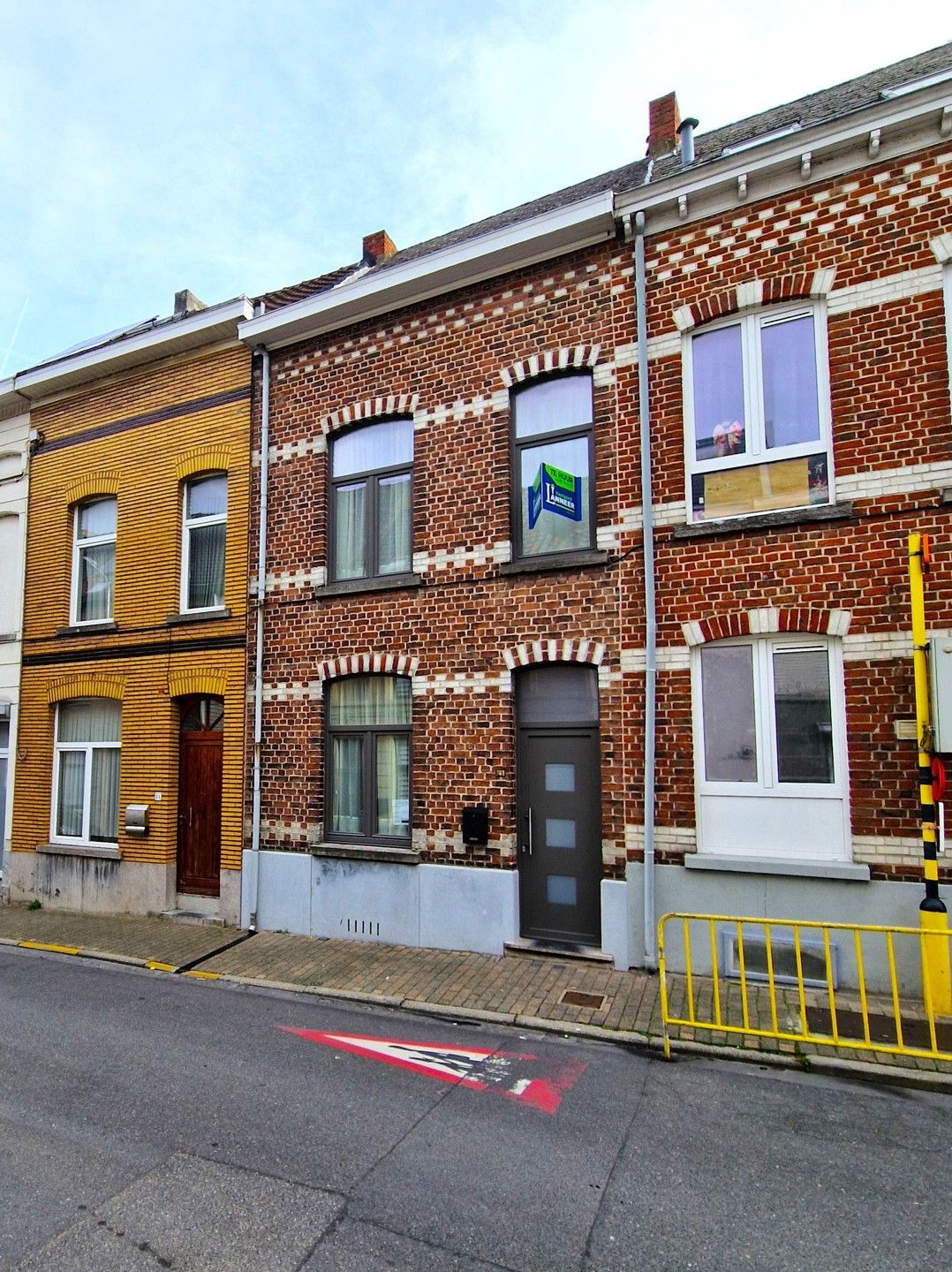 Woning met 3 slaapkamers te huur in Geraardsbergen foto {{pictureIndex}}