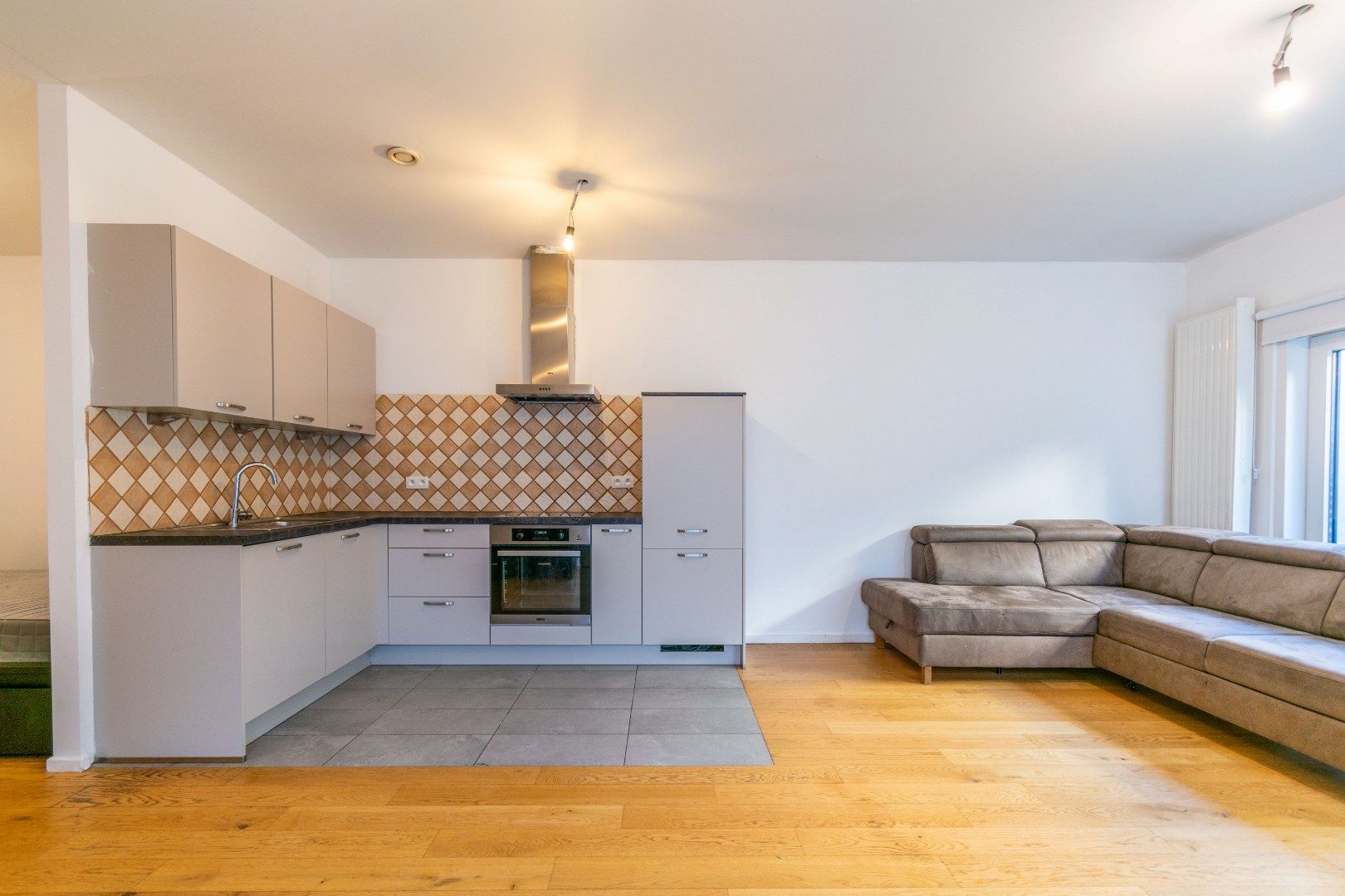 1-SLAAPKAMER GELIJKVLOERSAPPARTEMENT MET TERRAS ! foto 4