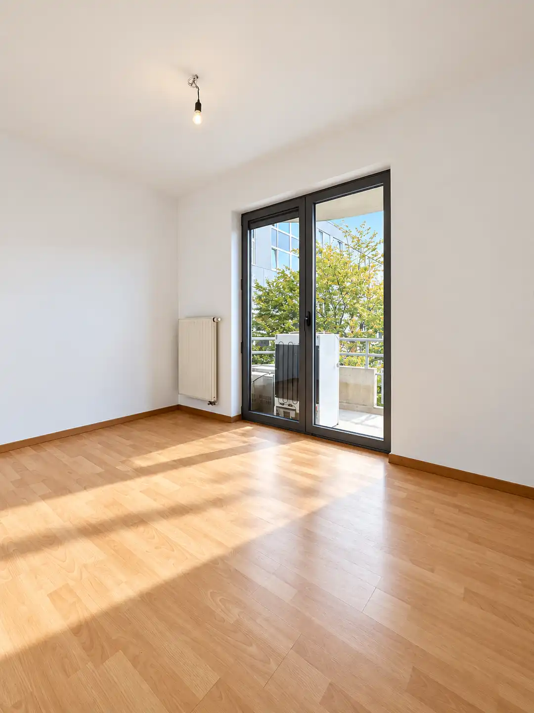 Aan de grens van WOLUWE, 2 slaapkamer appartement met terras foto 7