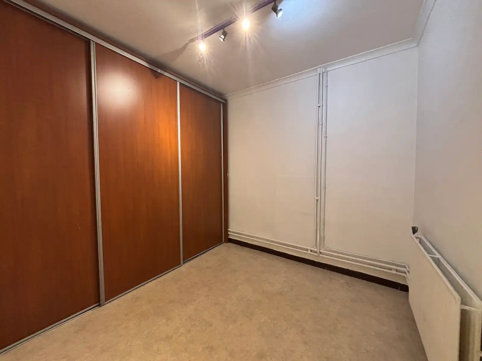 Bemeubeld appartement te huur!  foto 9