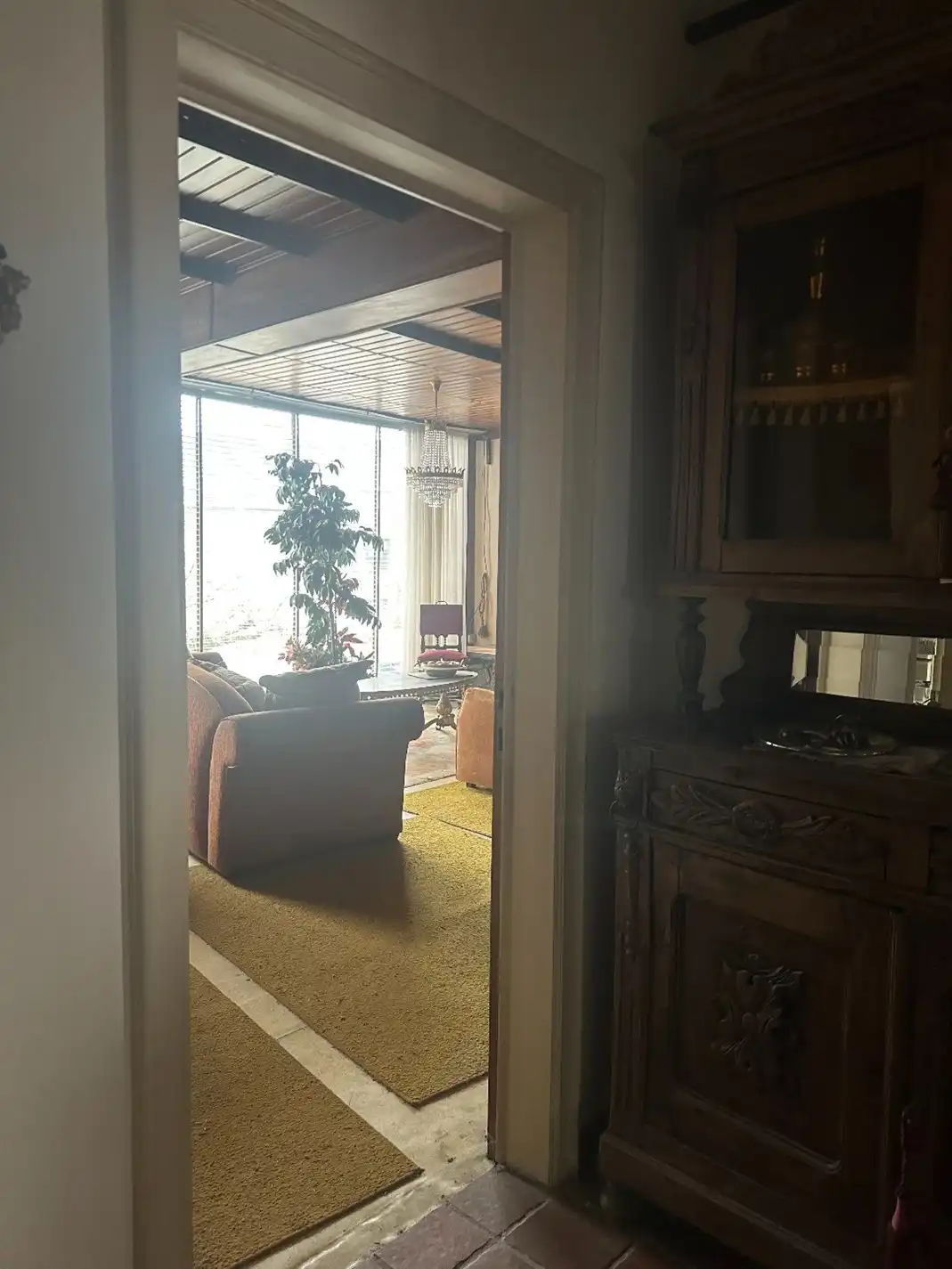 Commercieel uitstekend gelegen investeringspand bestaande uit bakkerij + duplex foto 4