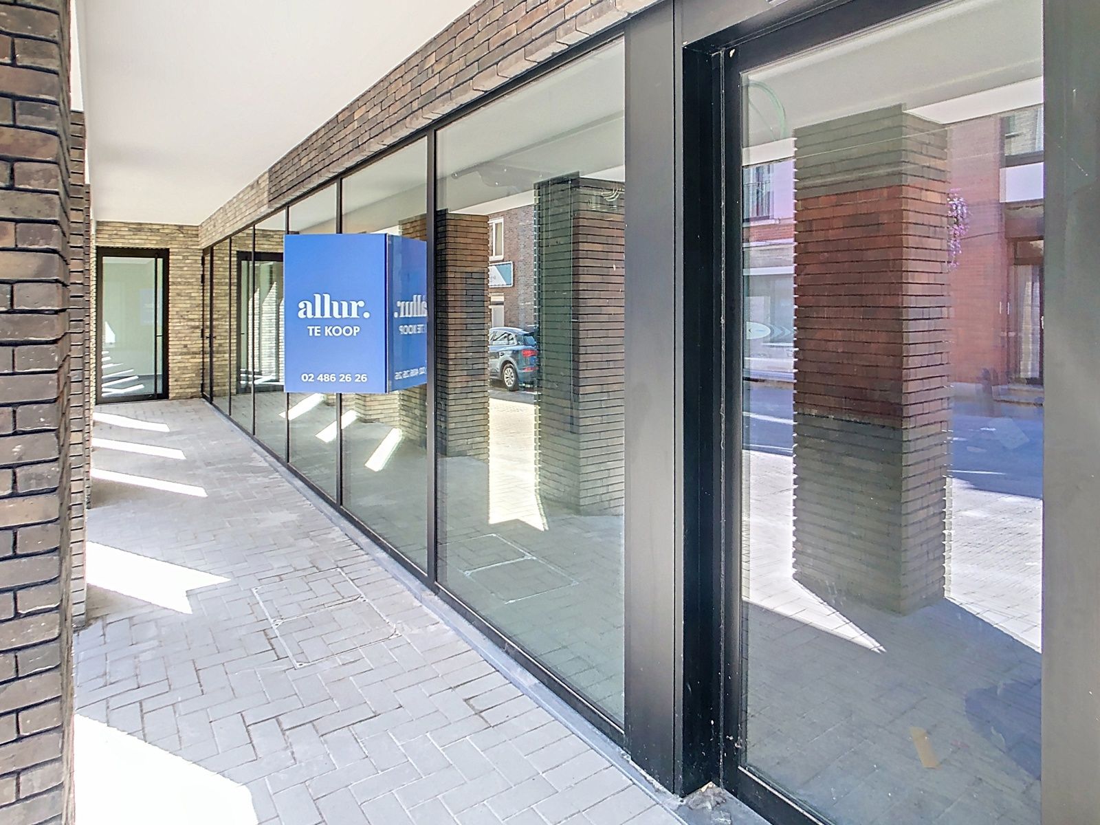 De Vesten: commercieel handelspand centrum Halle foto 4