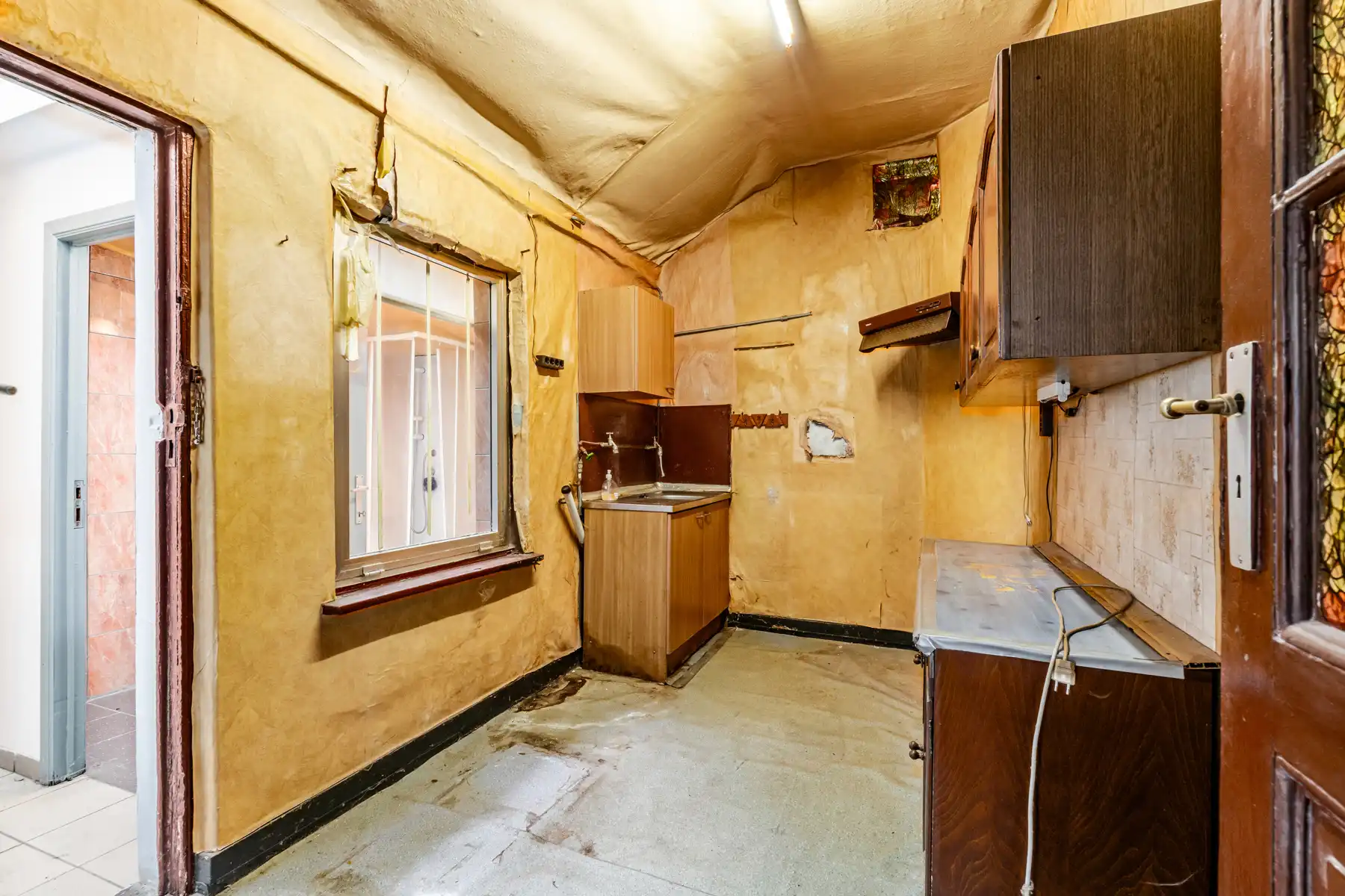 Ruime gezinswoning met 5 slaapkamers nabij centrum foto 8