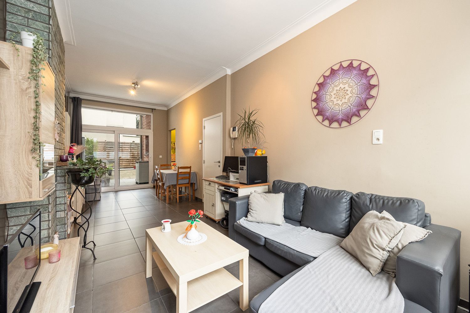 Goed gelegen 4-slk woning met tuin foto 5