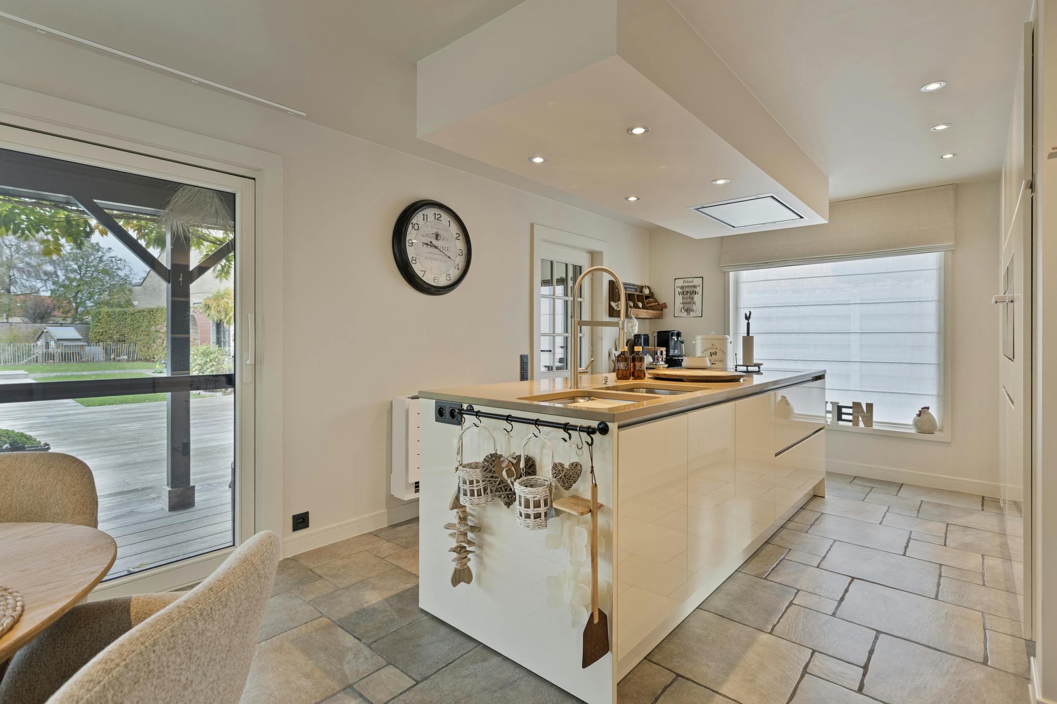 Sfeervol, instapklaar huis te Moerkerke (Damme)  foto 10