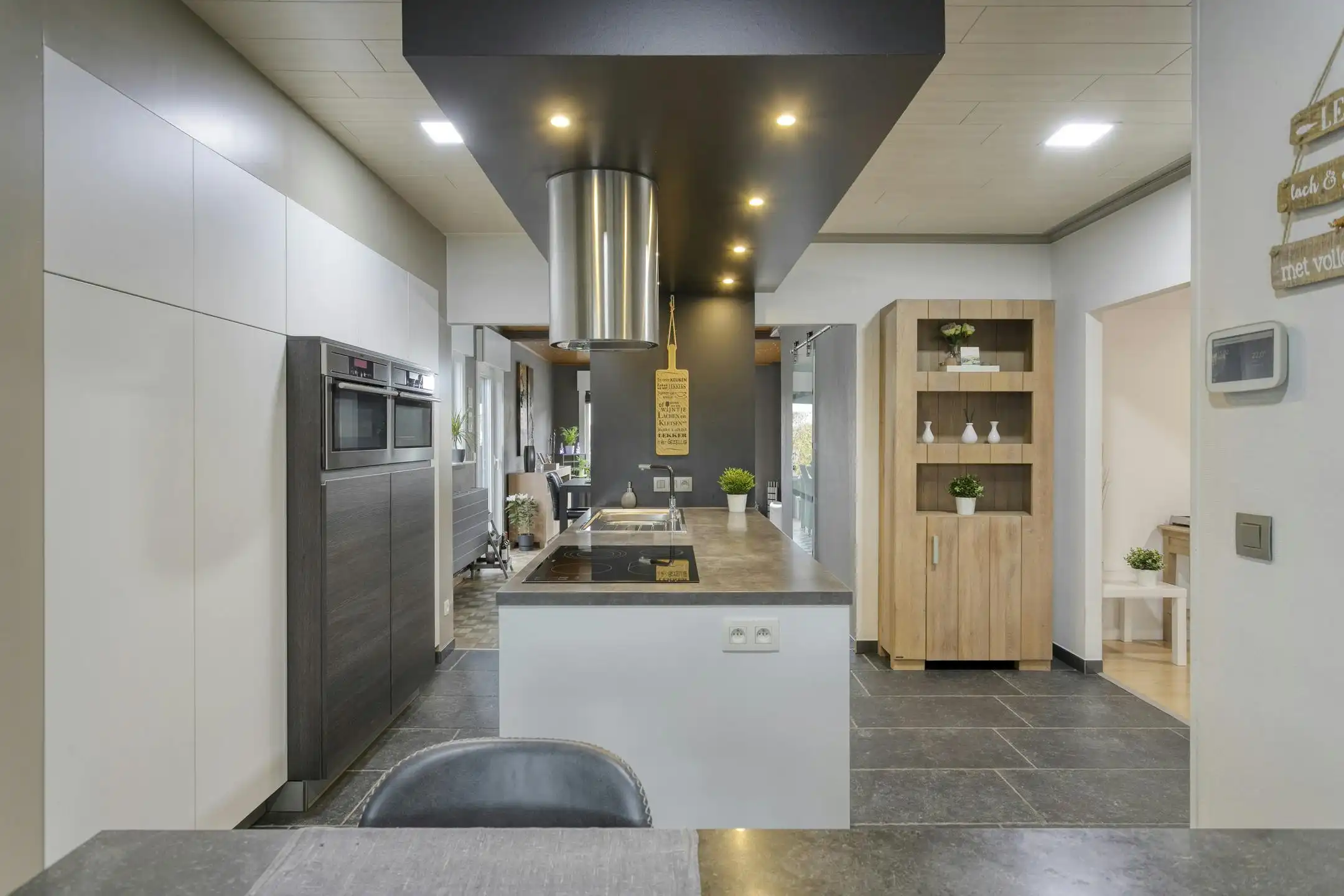 Alleenstaande woning met bijgebouw te koop in Huise (Kruisem) foto 8