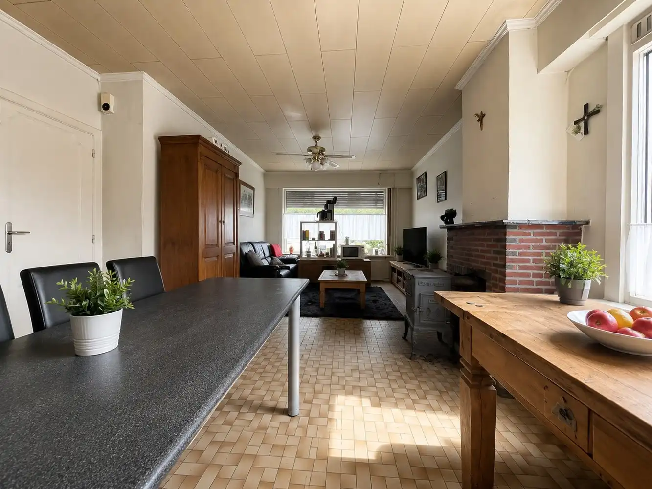 Woning met potentieel in Zerkegem – 20 zonnepanelen & nieuw dak foto 3