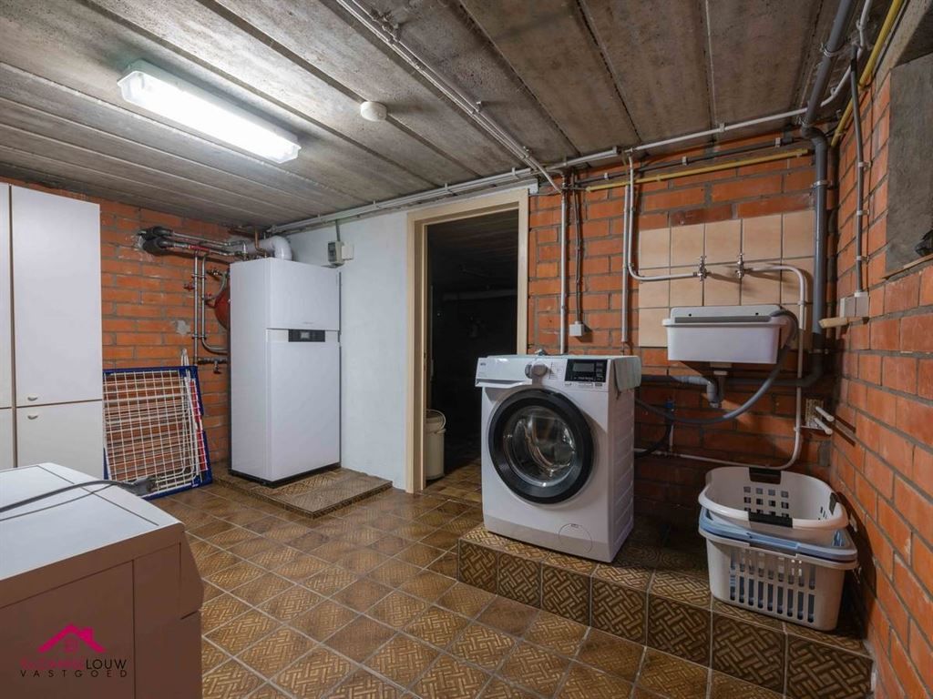 Zeer goed onderhouden, vrijstaande en gelijkvloerse woning foto 40