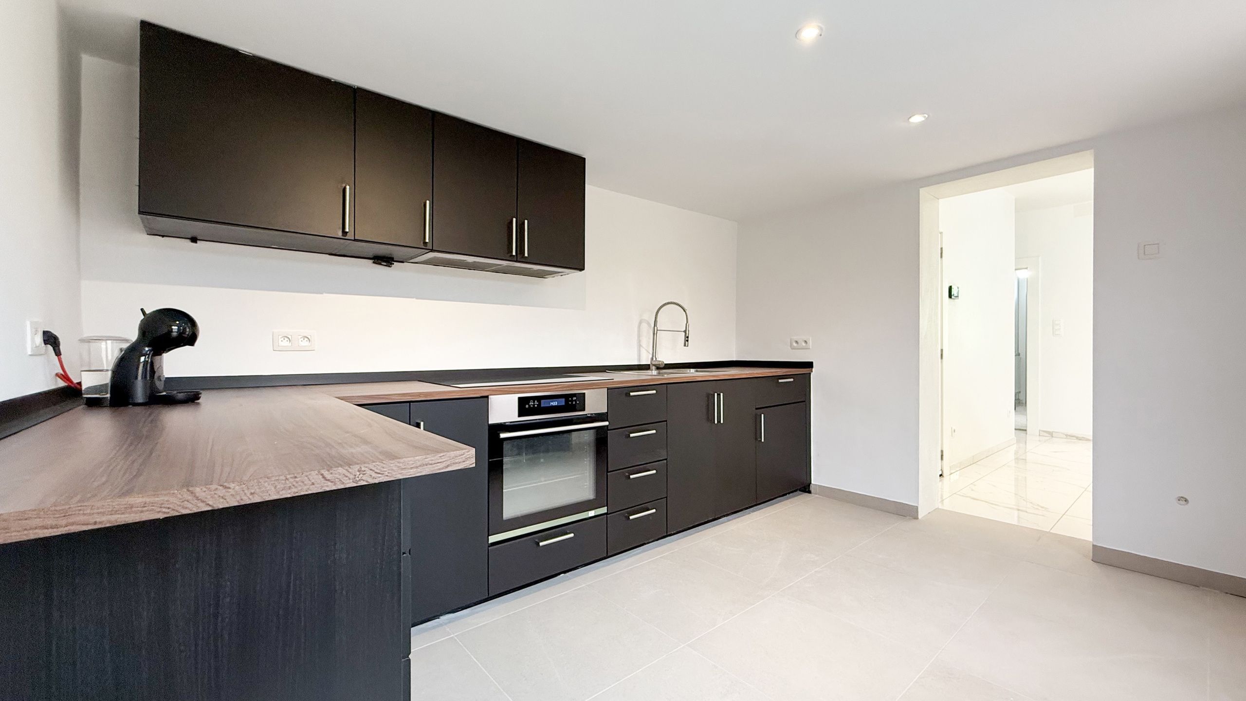 Karaktervolle woning met moderne afwerking en zonnige tuin! foto 13