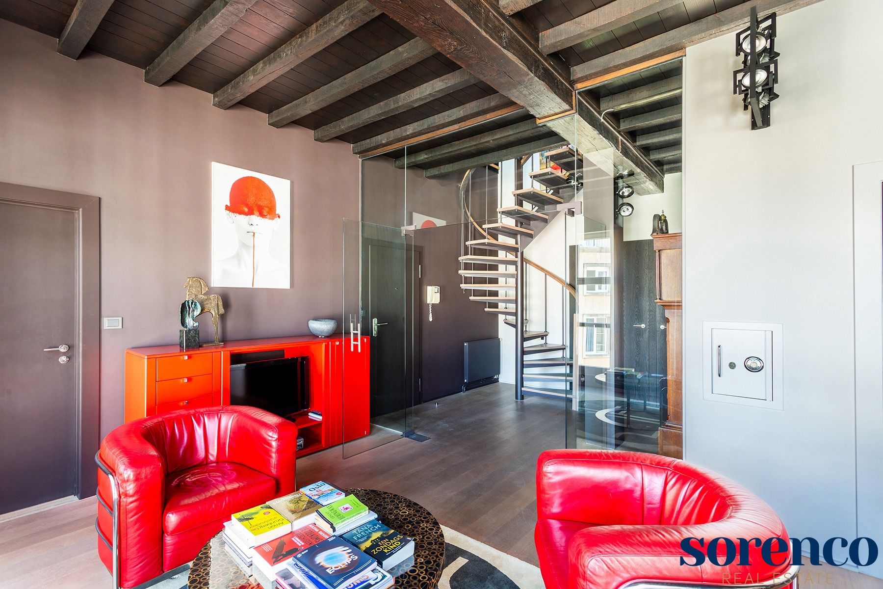 Sales en Rentback - ruime duplex + P te centrum Antwerpen foto 3