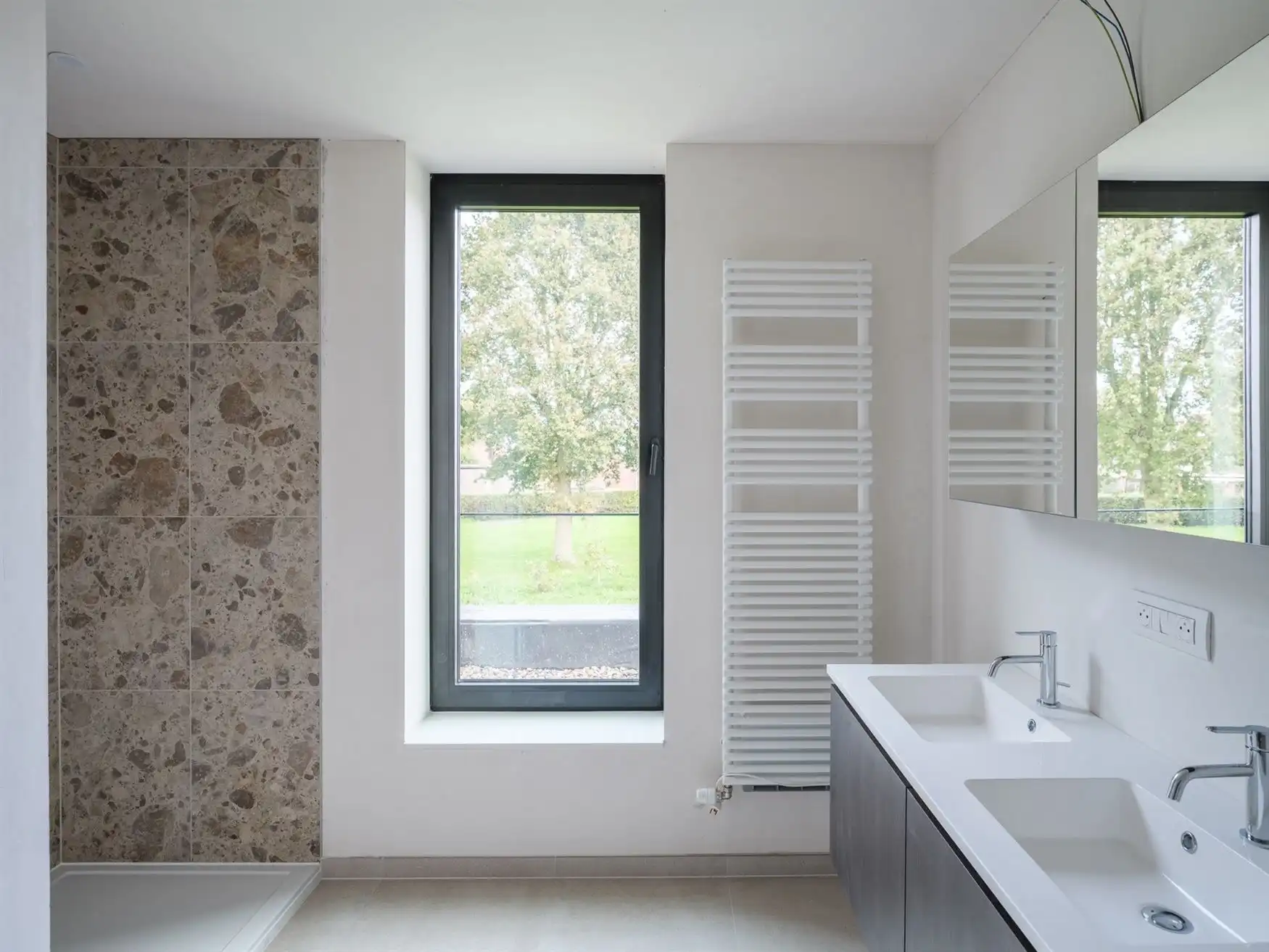 Stijlvolle & lichtrijke woning met schitterend zicht foto 11