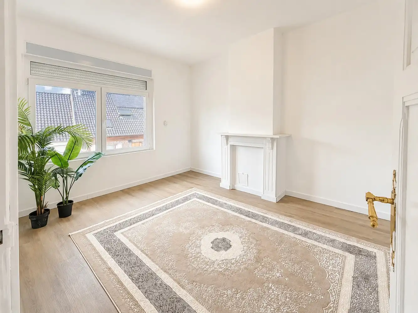 Gerenoveerde woning met 4 slaapkamers en praktijkruimte foto 13