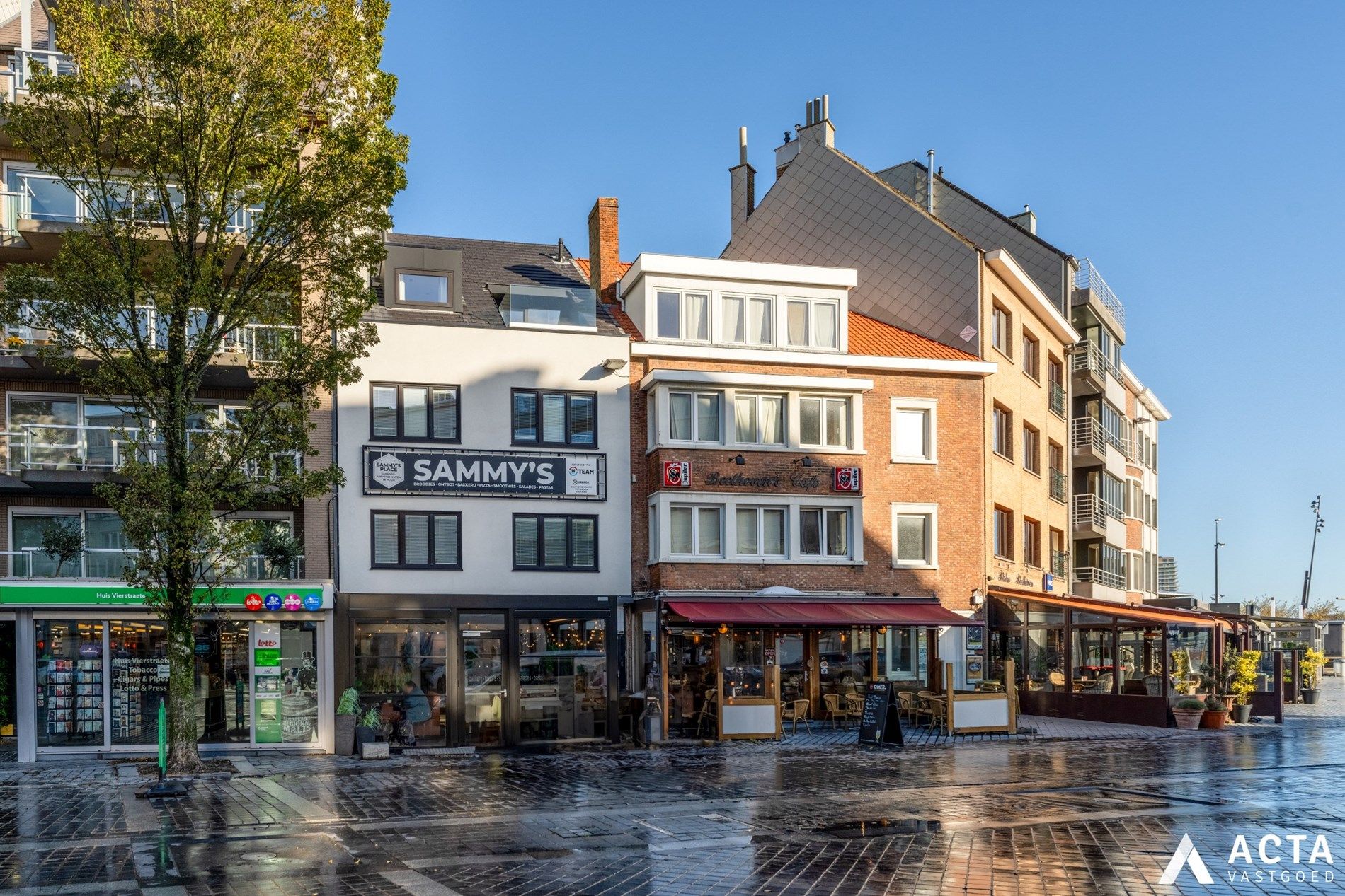 Drie gerenoveerde appartementen nabij Visserskaai in Oostende foto {{pictureIndex}}