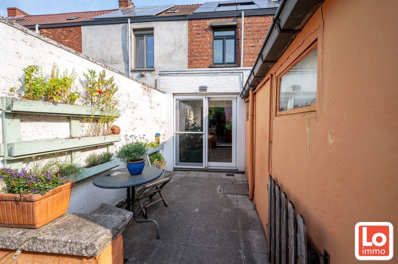 Leuke gezellige starterswoning met aangename ruime stadstuin op een goede locatie tussen Gent en Oostakker centrum! foto 14