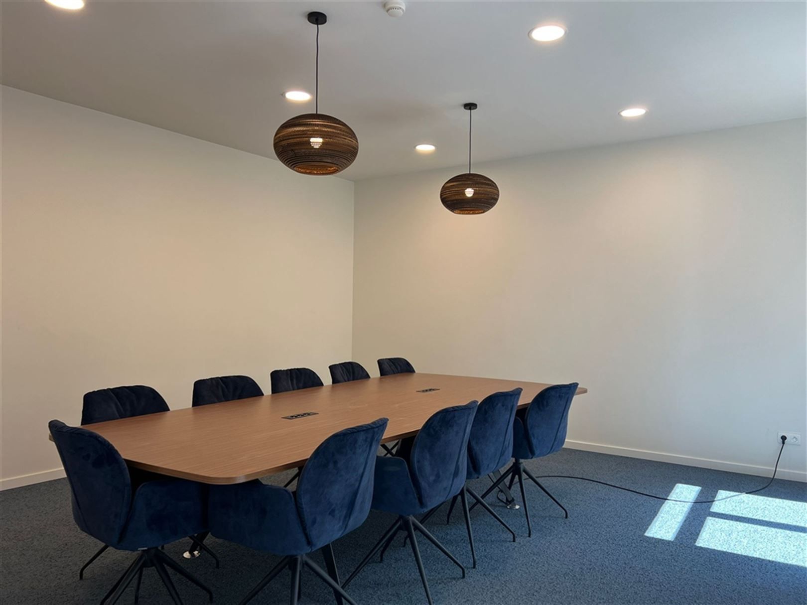 Instapklaar kantoor van 370 m² langs de kaaien met zicht op de Schelde foto 8