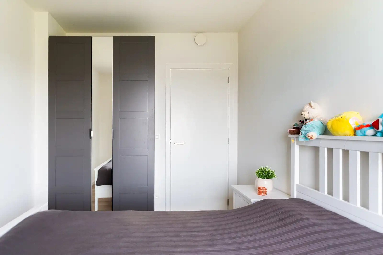 2 slaapkamer appartement met veel lichtinval foto 21