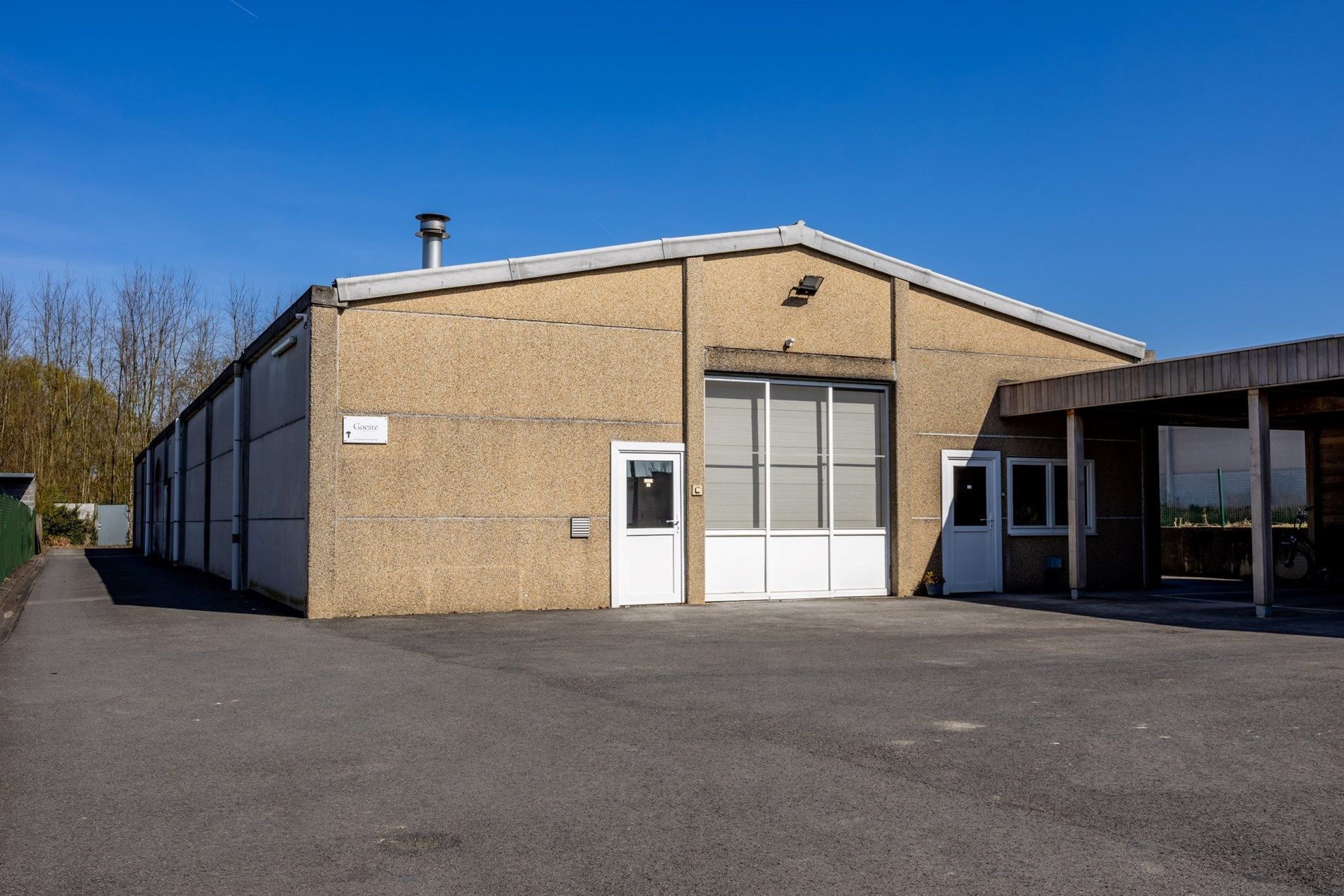 UNIEKE VILLA MET MAGAZIJN VAN 550 M² foto 27