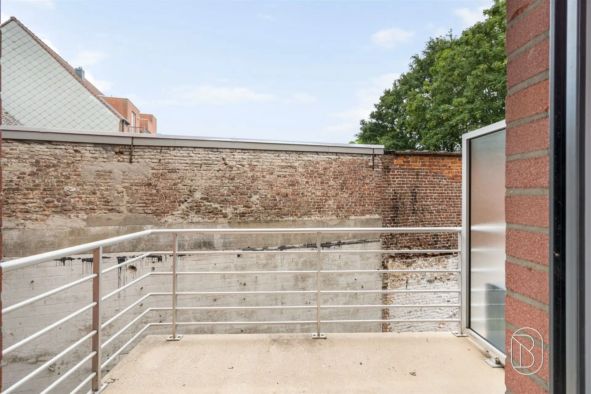 Ruim appartement met 2 slpk op topligging in Oostrozebeke foto 10