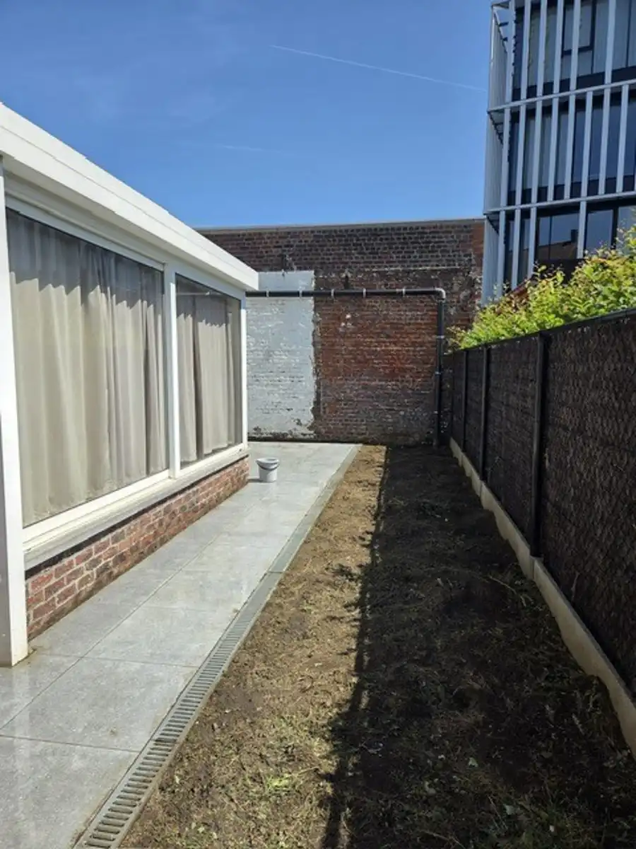 Verrassend ruime grotendeels al gerenoveerde woning, 4 slpks foto 21