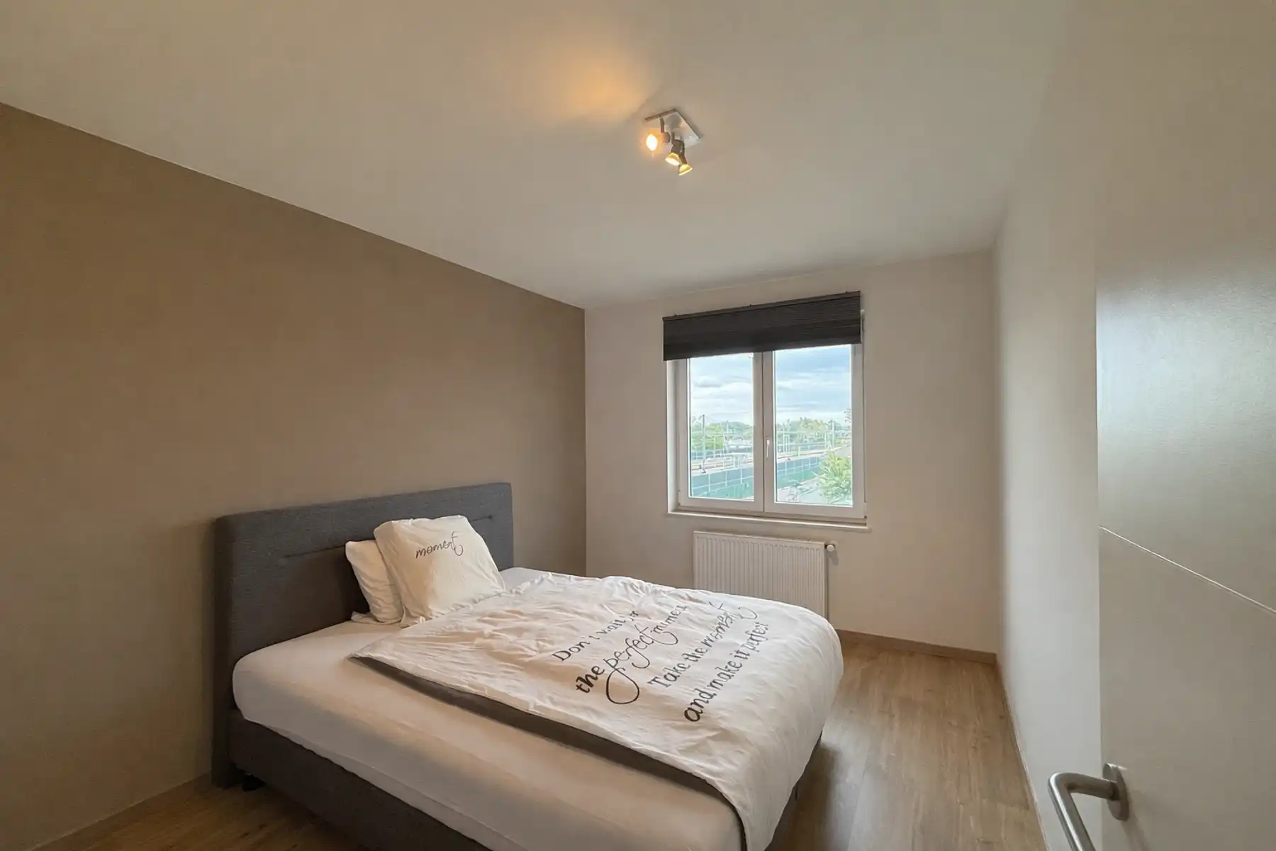 Instapklaar appartement met 2 slaapkamers en terras foto 13