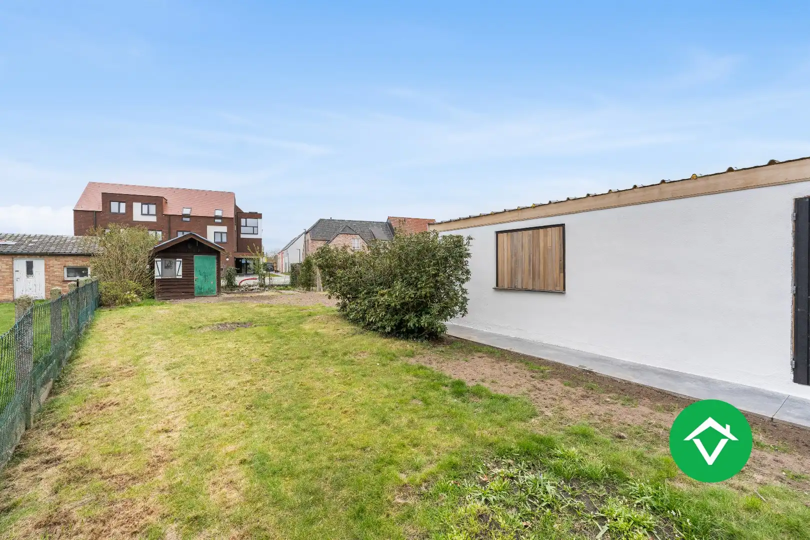 Volledig gerenoveerde woning (EPB B) met garage op topligging te Eernegem foto 24