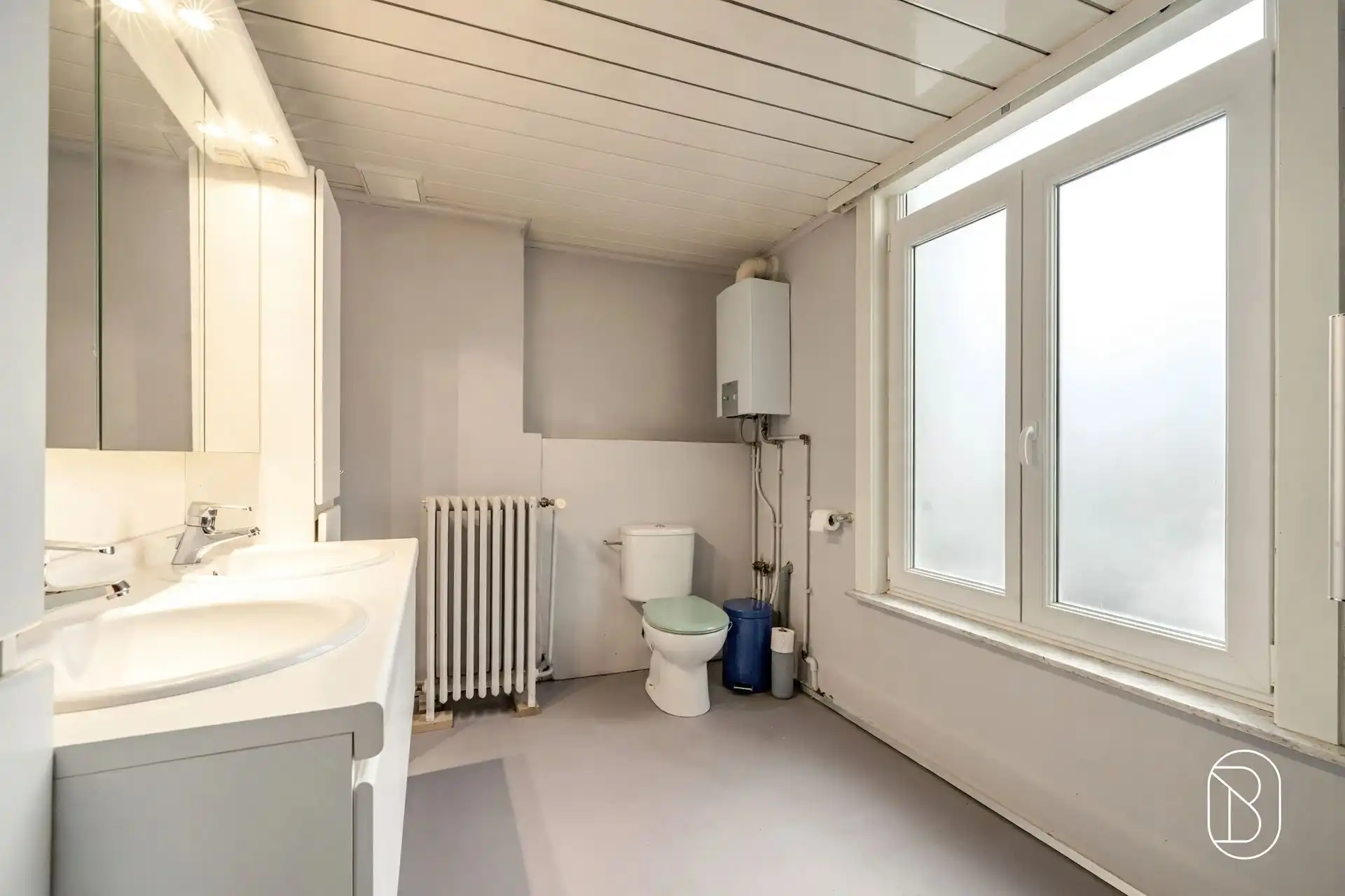 Mooi ingerichte horecazaak met terras en 2 woonsten! foto 21