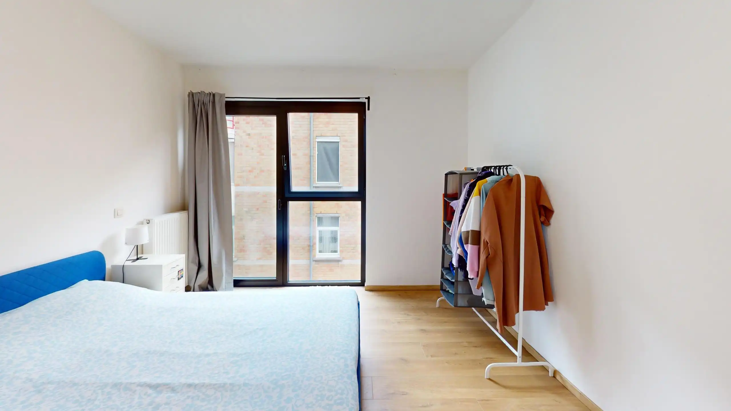 ANTWERPEN - Licht appartement met ruim terras en zicht op de kathedraal foto 6