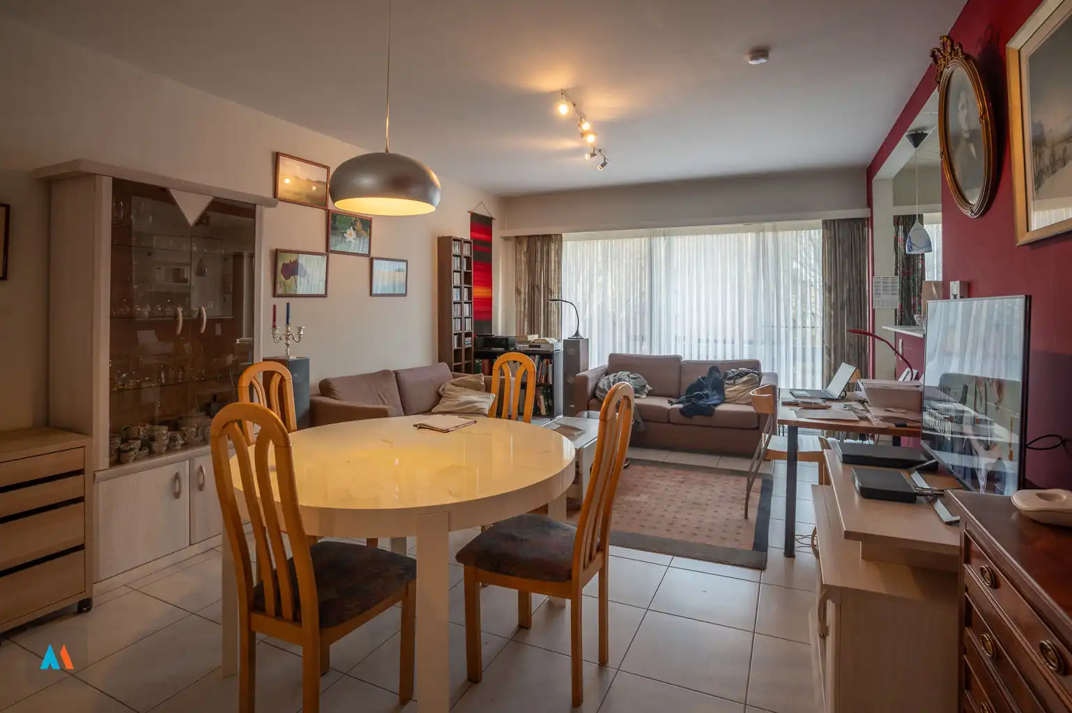 Appartement met garagebox en kelderberging foto 2