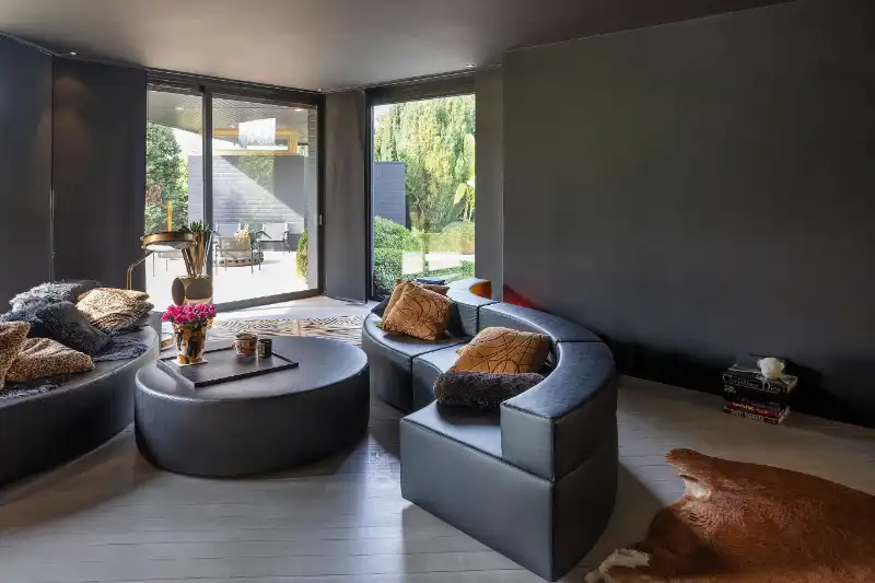 Unieke laagbouwwoning met volledige privacy in Lendelede foto 9