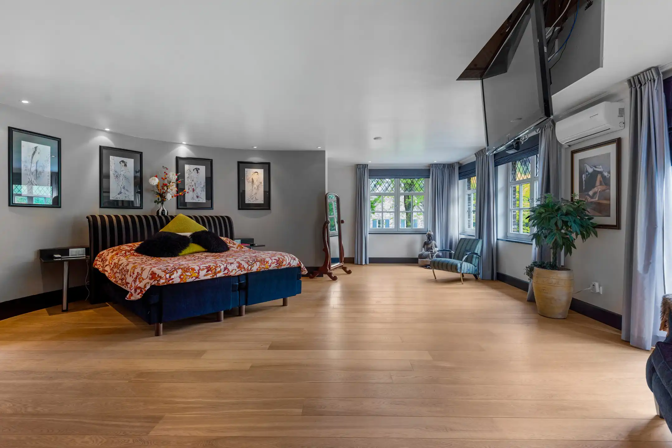 Exclusieve villa met zwembad op een perceel van 6.420 m² foto 24