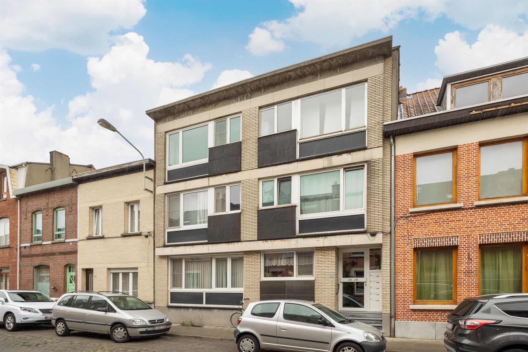 Hoofdfoto van de publicatie: Instapklaar appartement met 2 slaapkamers in hartje Berchem