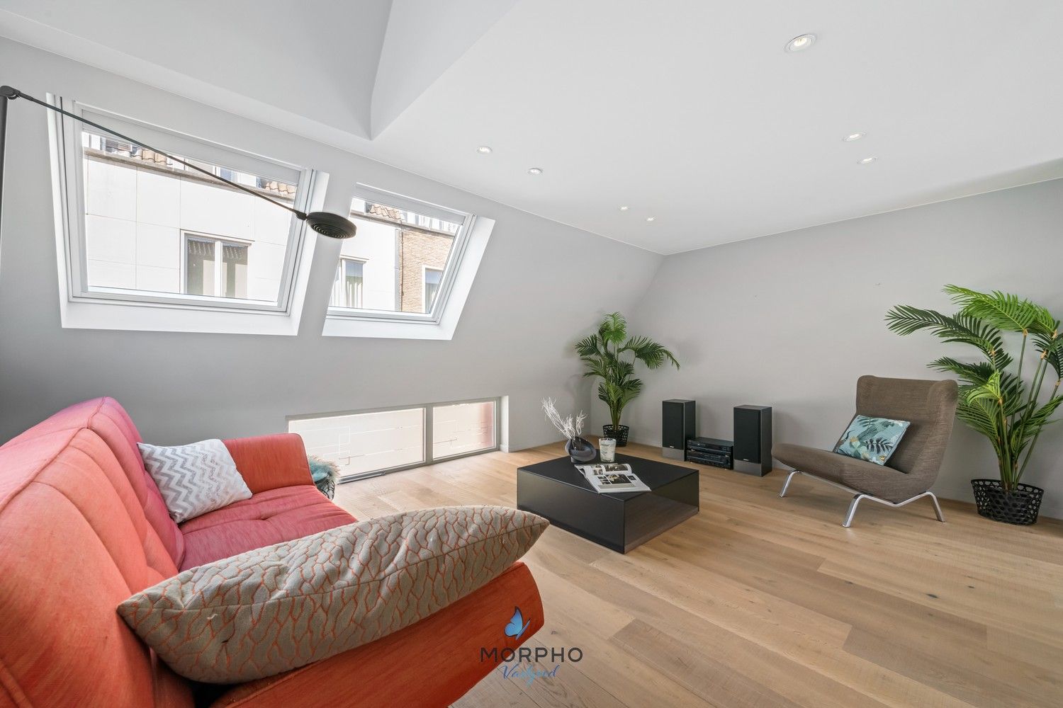 High-end triplexappartement in hartje Brugge – Licht, luxe en leefcomfort in residentie Augustijnenhof foto 8