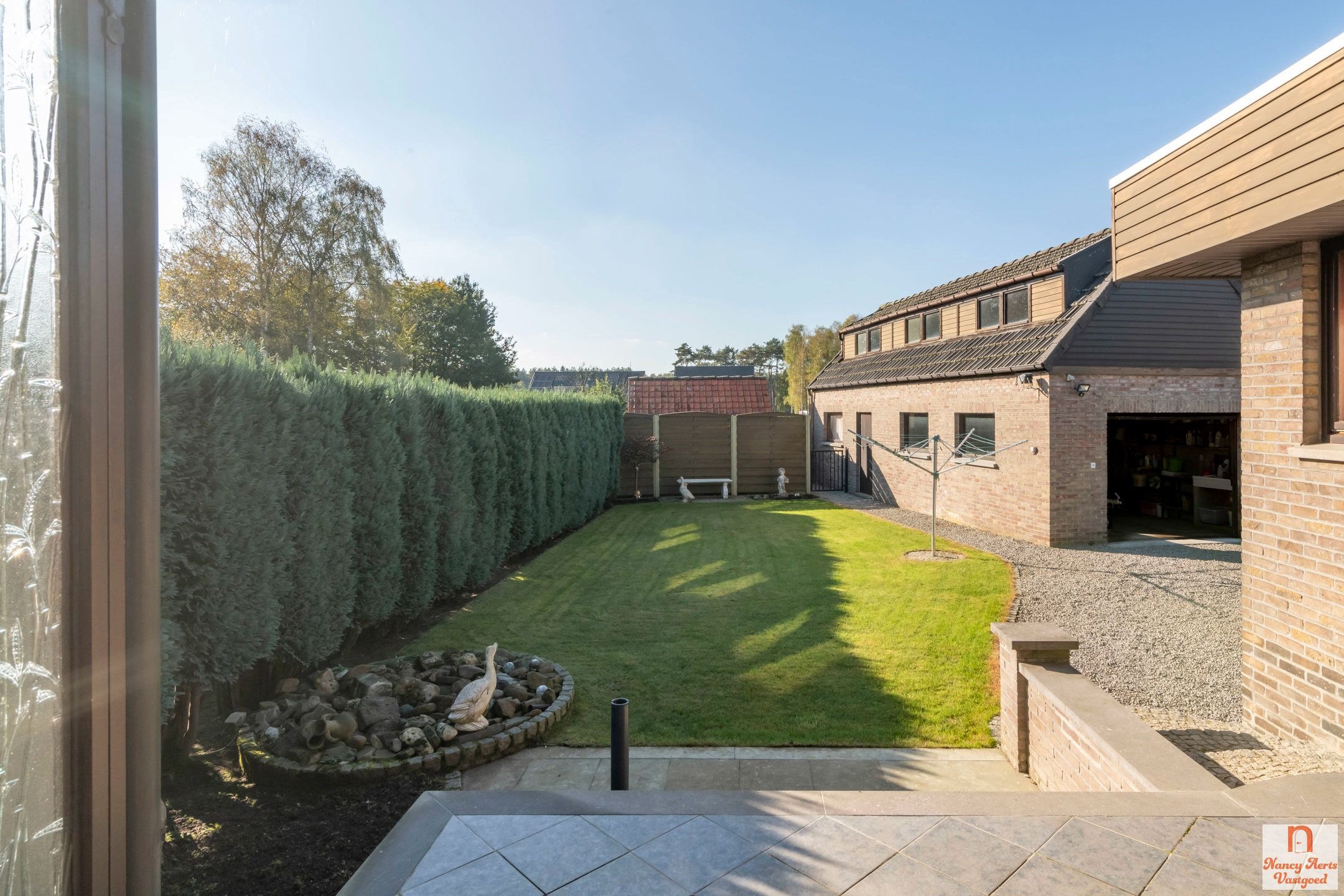 Charmante vrijstaande woning in rustige, groene omgeving foto 6